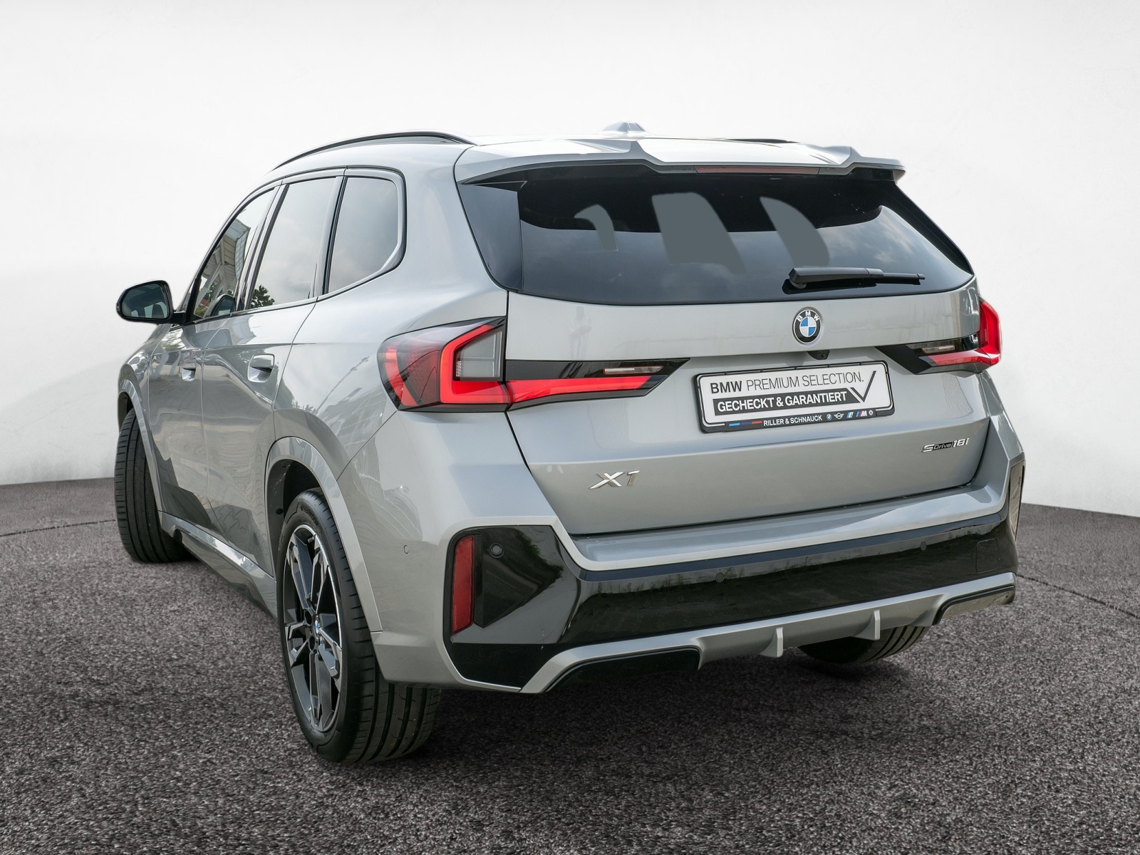 BMW X1 sDrive 18i M-Sport Pro – Produktfoto 4