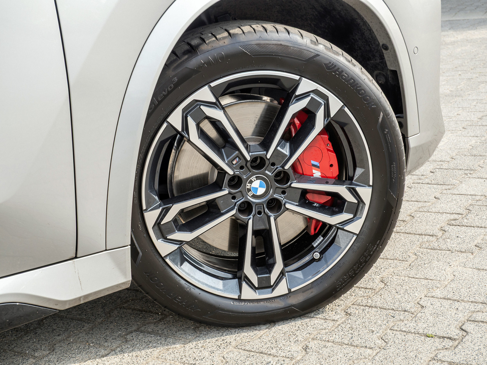 BMW X1 sDrive 18i M-Sport Pro – Produktfoto 5