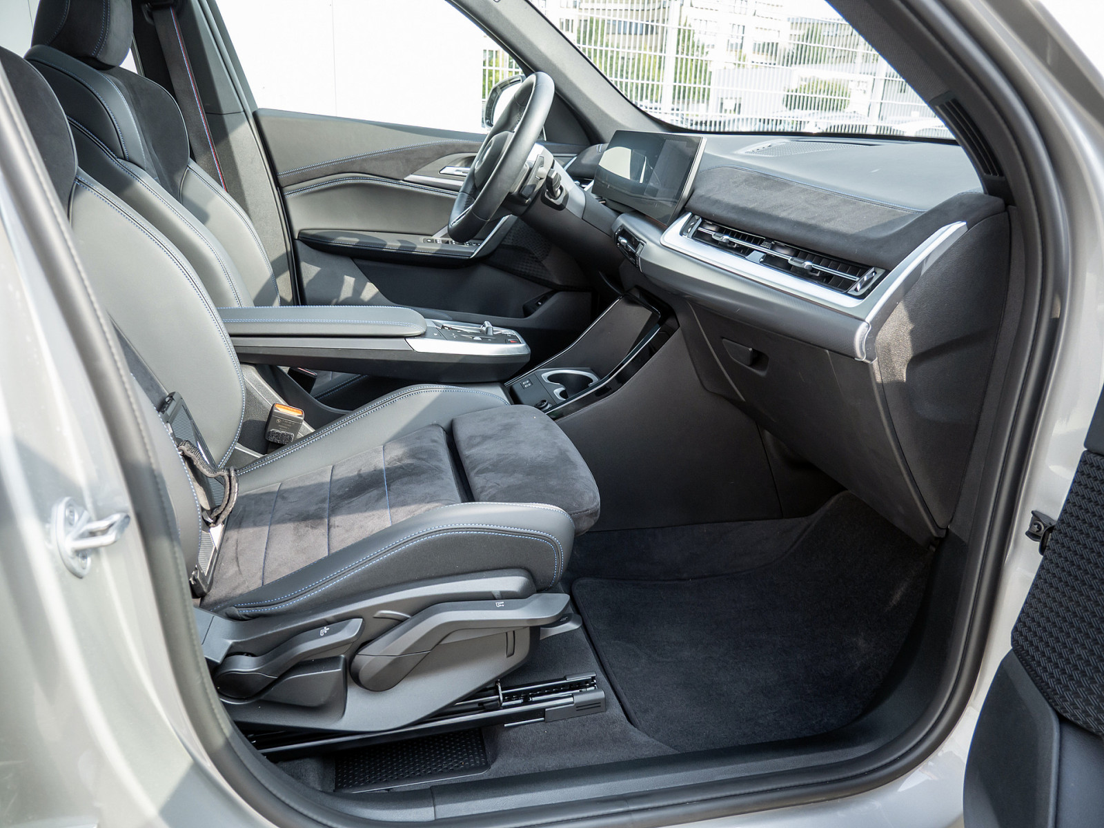 BMW X1 sDrive 18i M-Sport Pro – Produktfoto 6