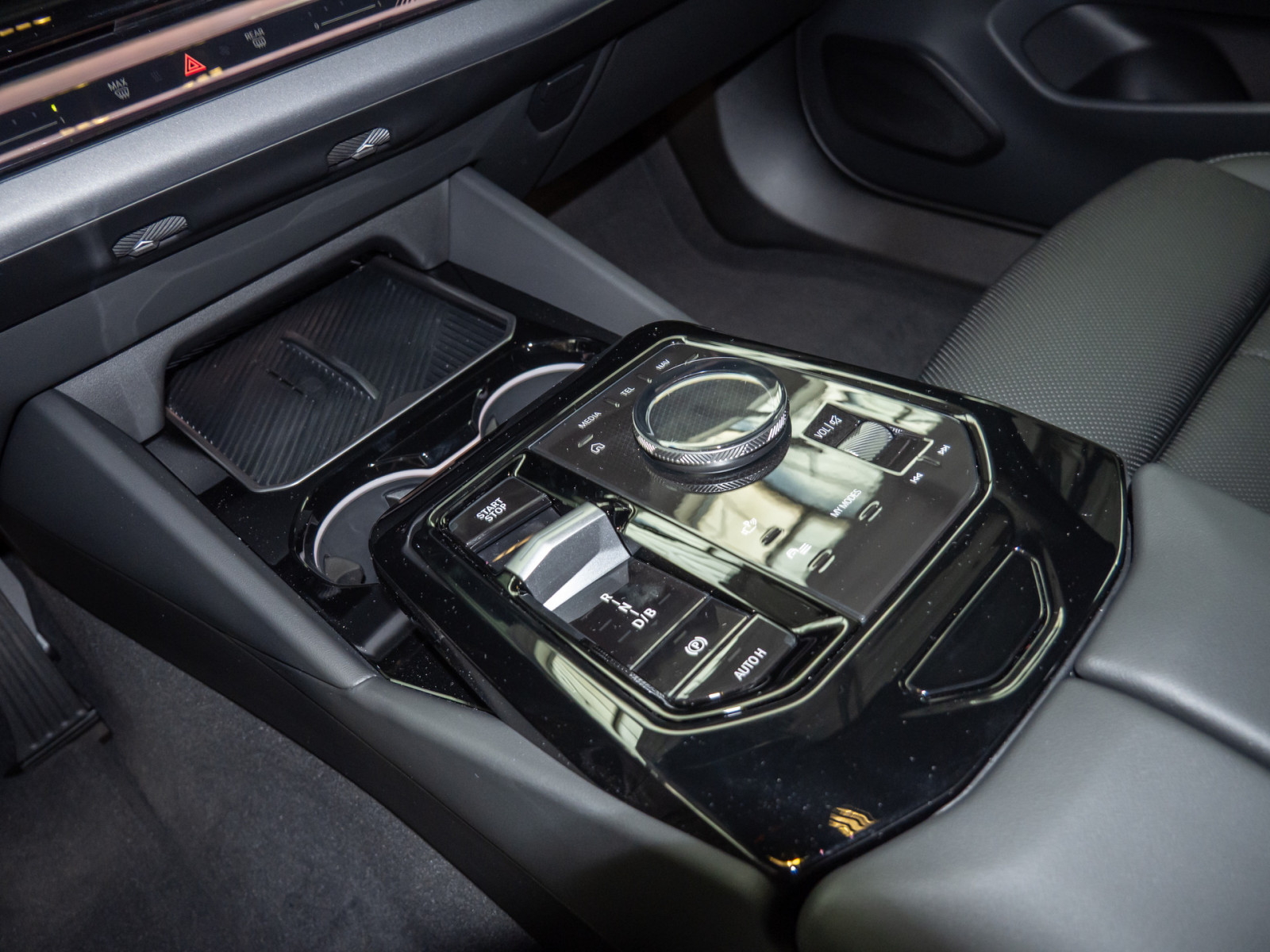BMW i5 Touring 40e – Produktfoto 12