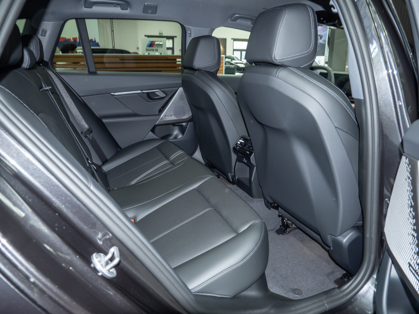 BMW i5 Touring 40e – Produktfoto 7