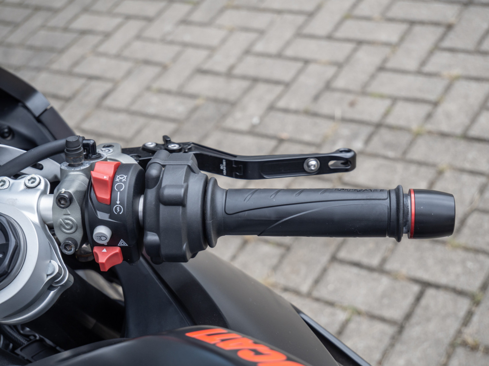Ducati Panigale V2 – Produktfoto 10