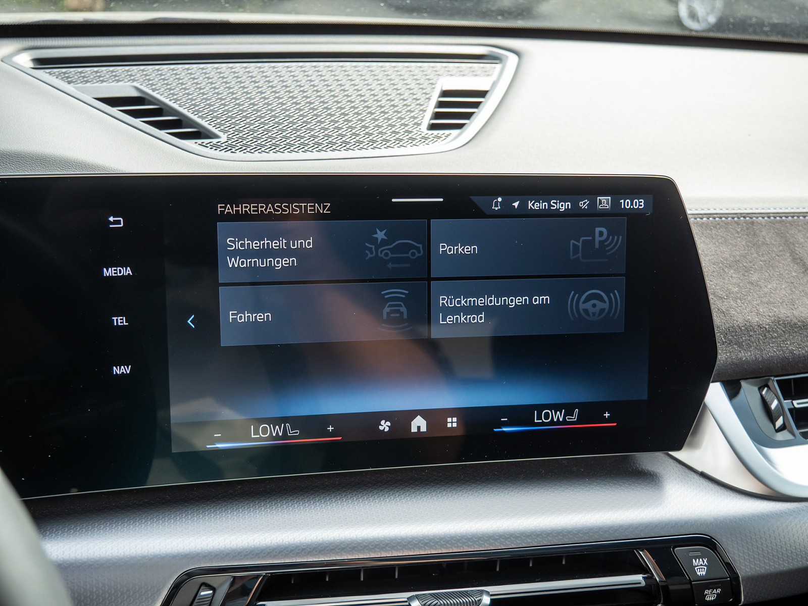 BMW X1 sDrive 18i M-Sport – Produktfoto 11