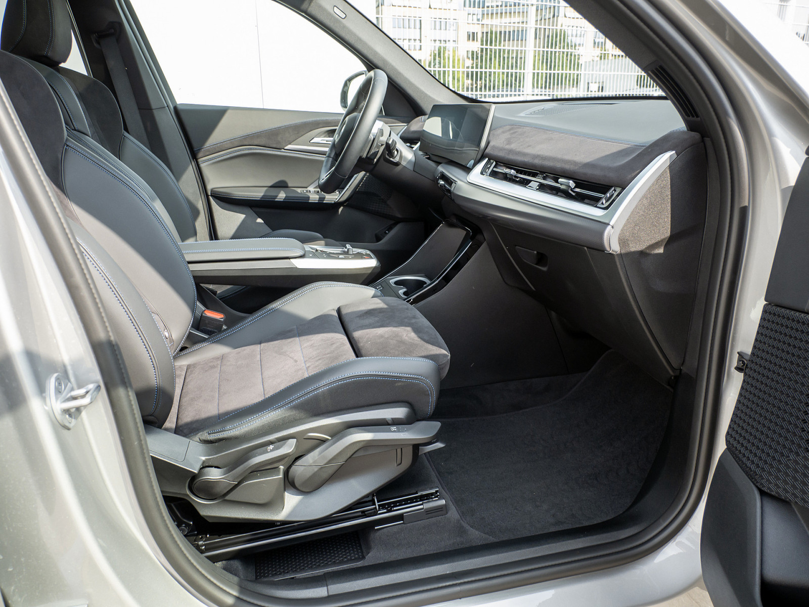 BMW X1 sDrive 18i M-Sport – Produktfoto 6