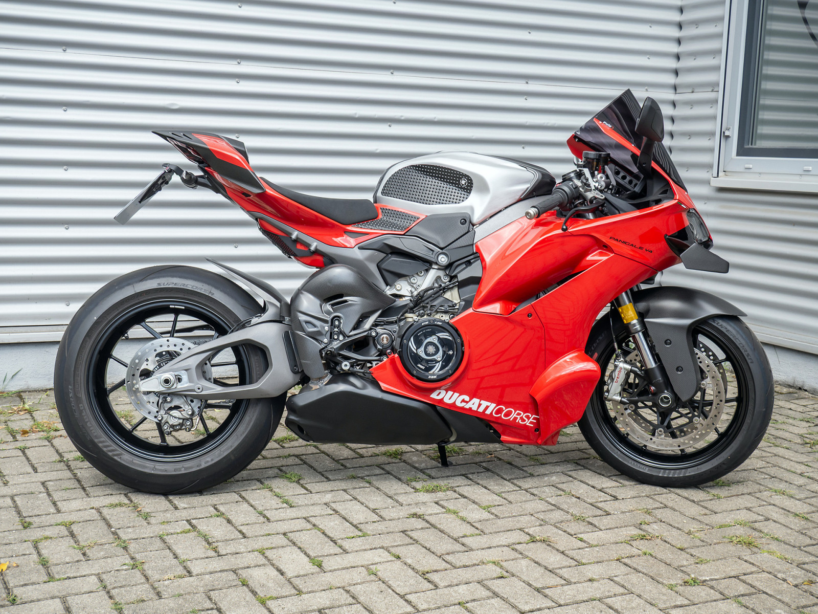 Ducati Panigale V4 - V4R Optik, viel Zubehör – Produktfoto 2