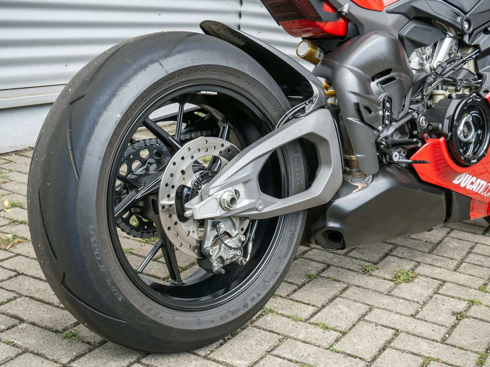 Ducati Panigale V4 - V4R Optik, viel Zubehör – Produktfoto 5