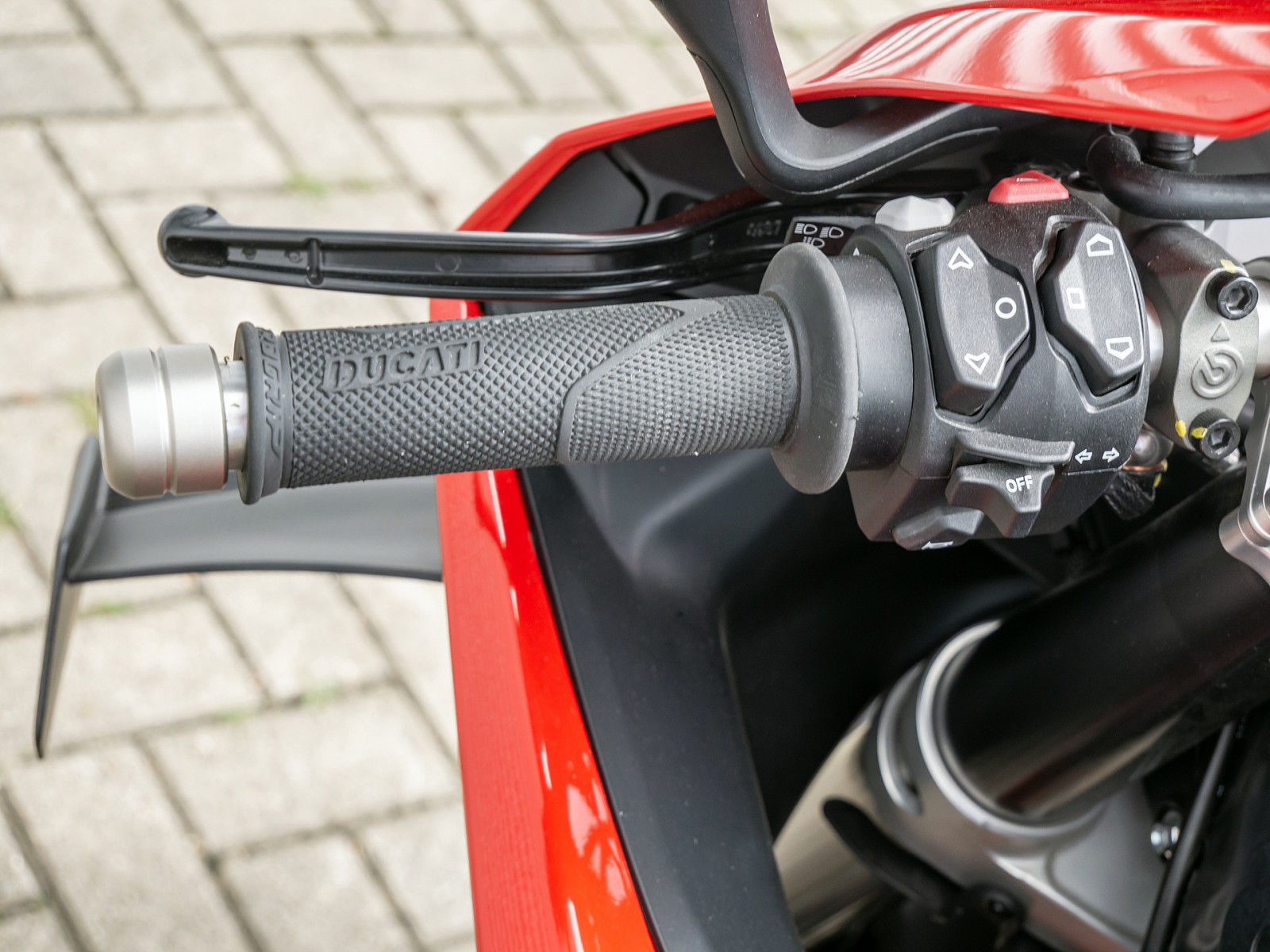 Ducati Panigale V4 - V4R Optik, viel Zubehör – Produktfoto 9