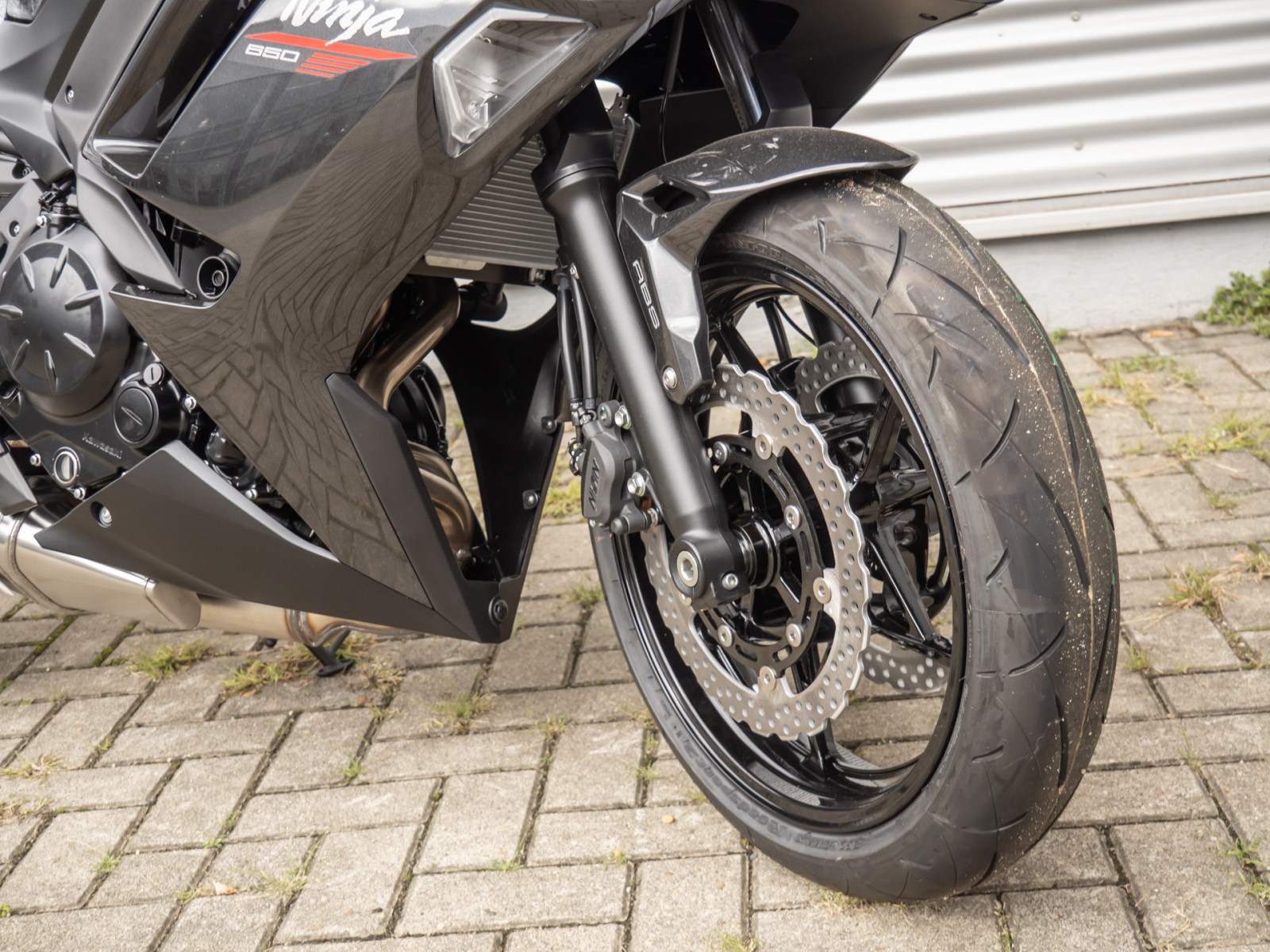 Kawasaki Ninja 650 – Produktfoto 3