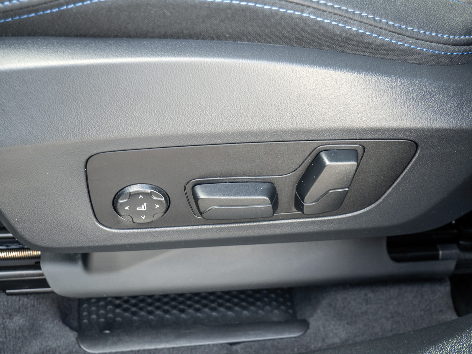 BMW 218i Active Tourer M-Sport – Produktfoto 21