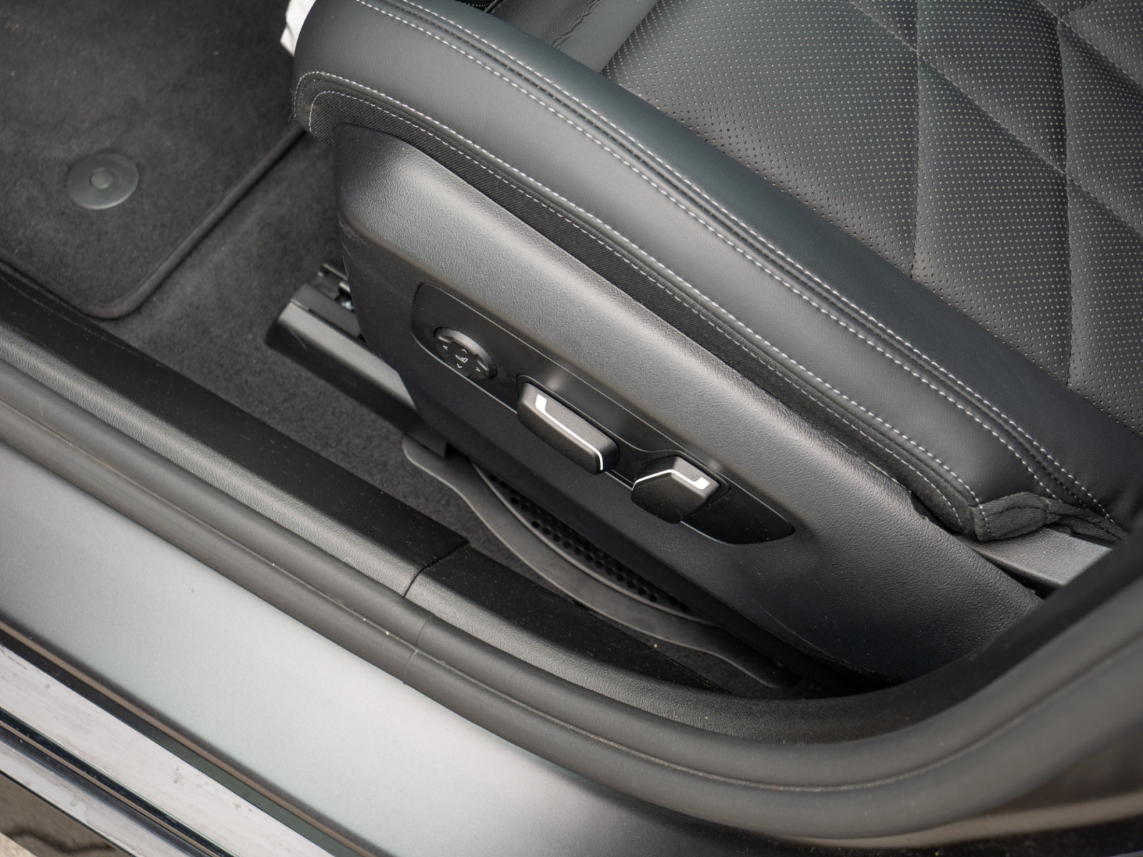 BMW 540d xDrive M-Sport Pro – Produktfoto 19