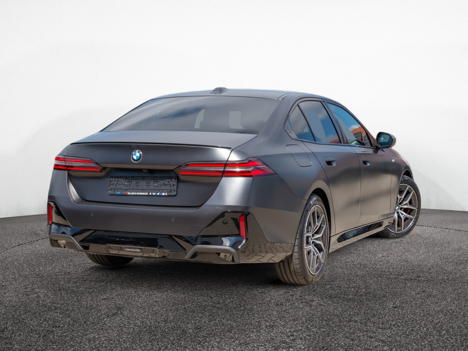BMW 540d xDrive M-Sport Pro – Produktfoto 3