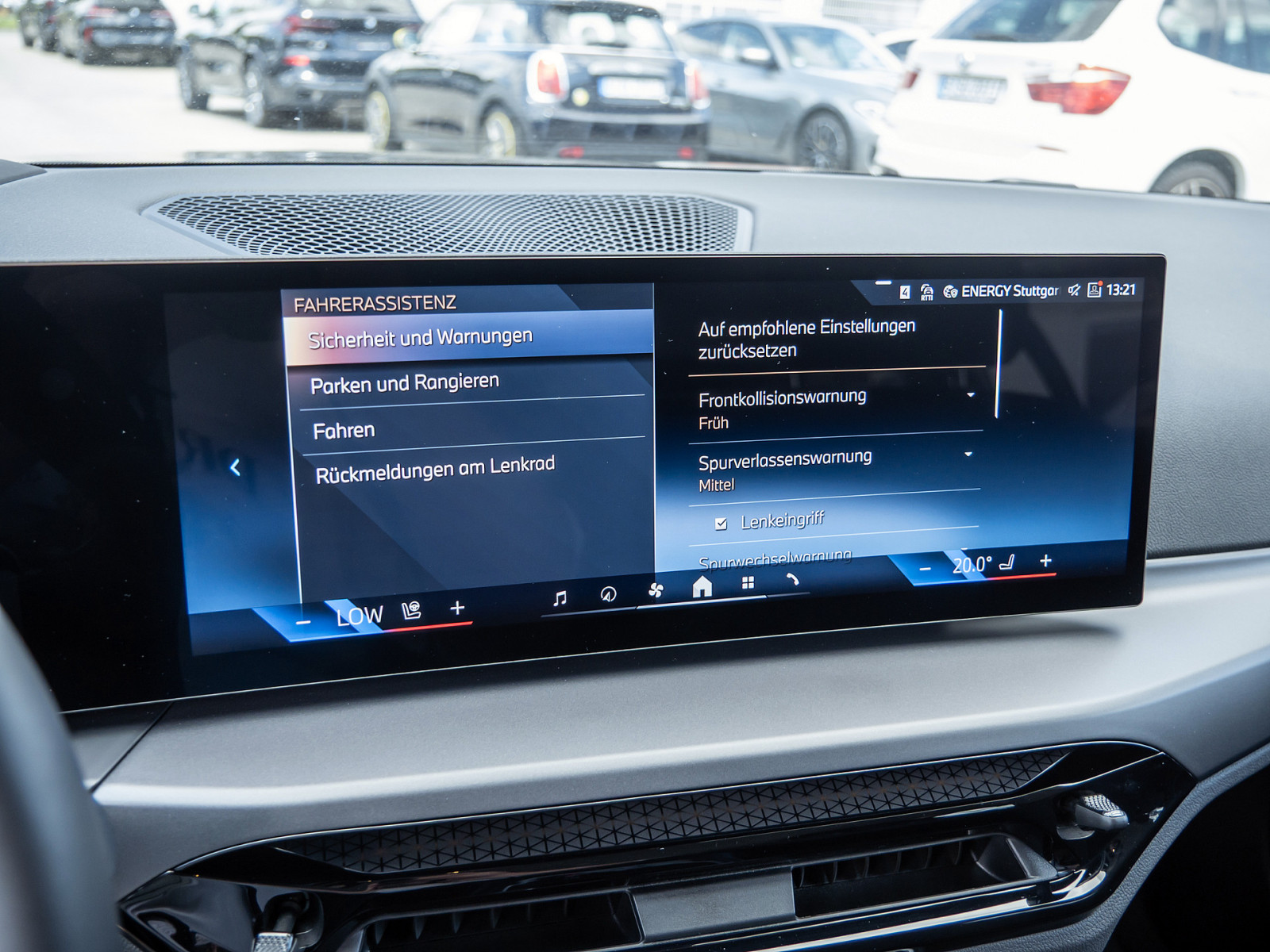 BMW 320d Touring xDrive – Produktfoto 11