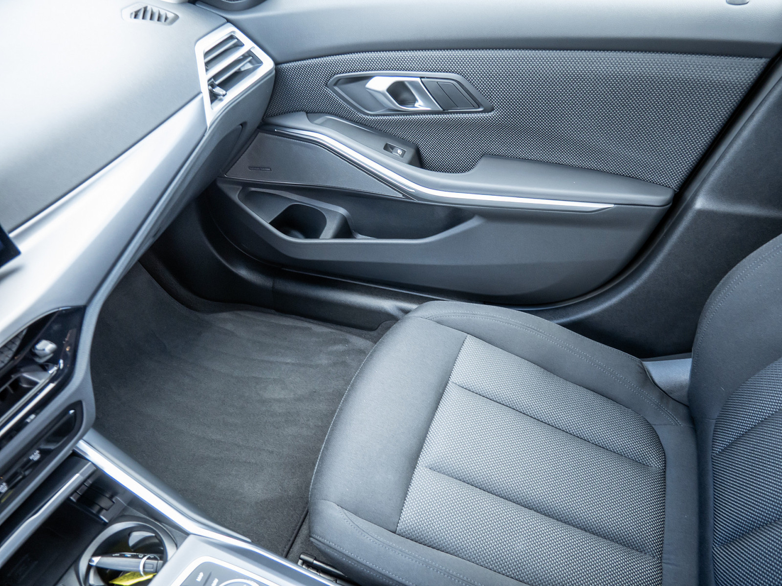 BMW 320d Touring xDrive – Produktfoto 15