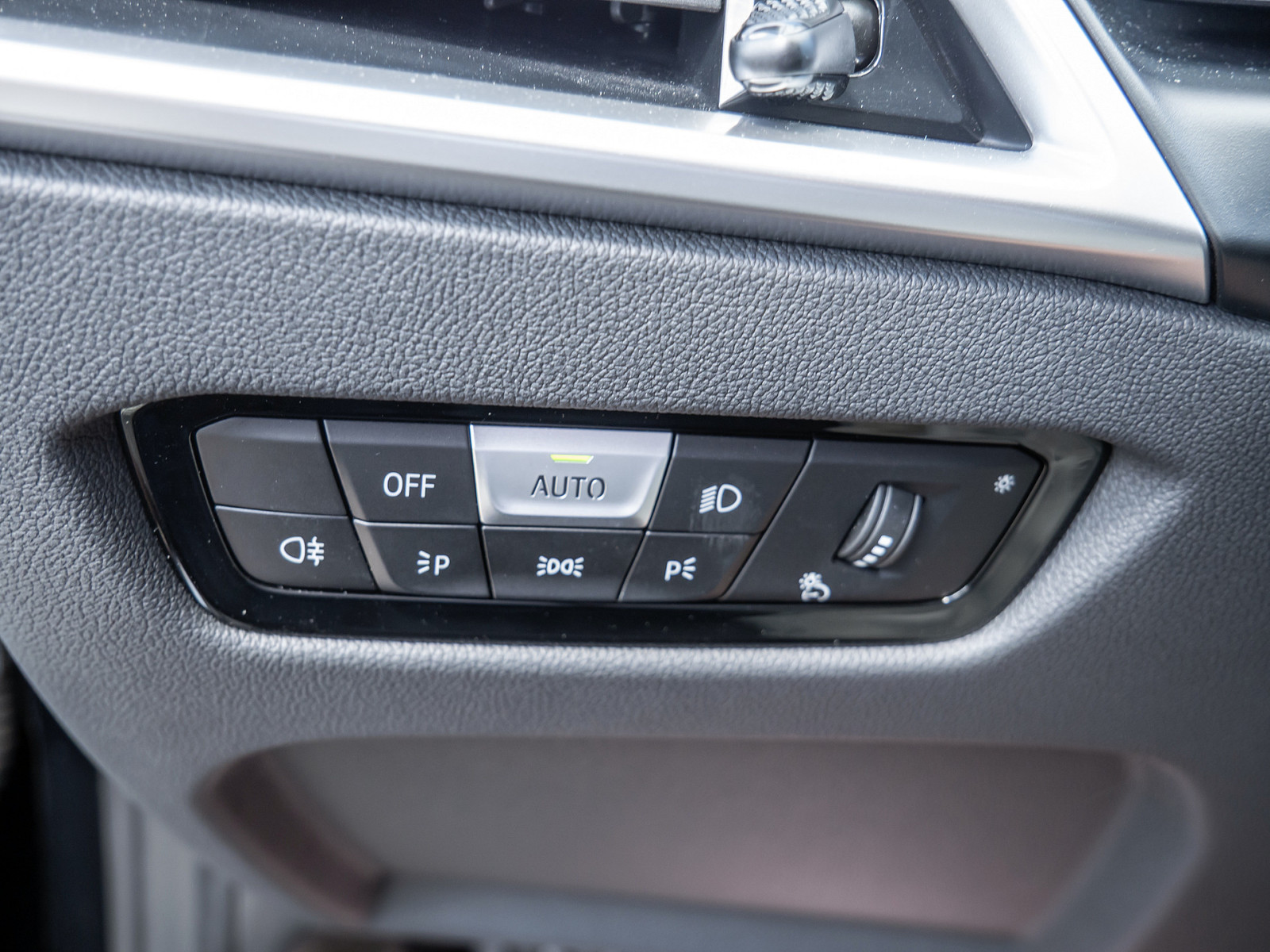 BMW 320d Touring xDrive – Produktfoto 18