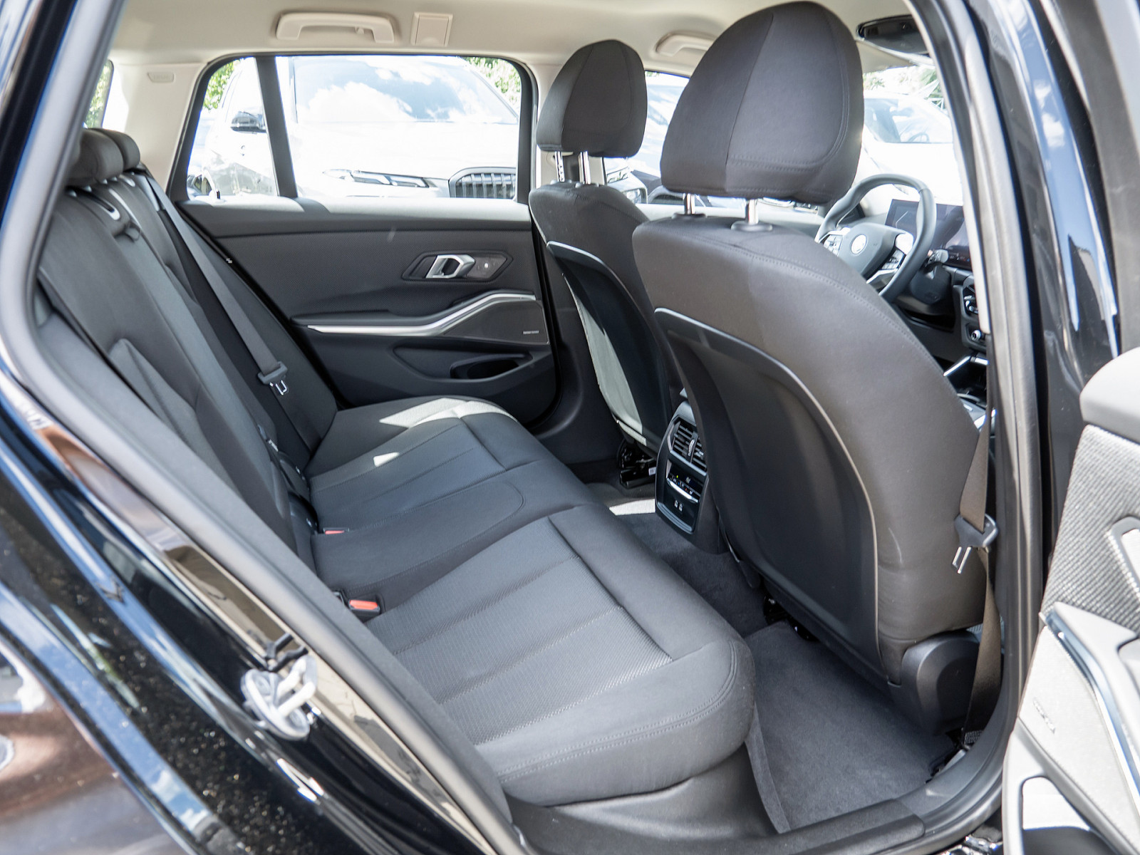 BMW 320d Touring xDrive – Produktfoto 7