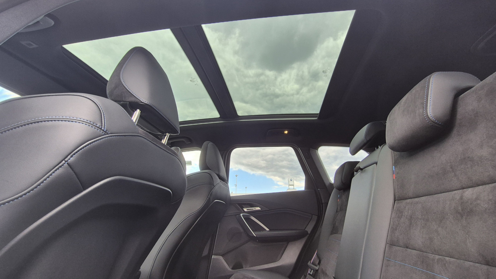 BMW X1 sDrive 18i M Sport Pro – Produktfoto 10