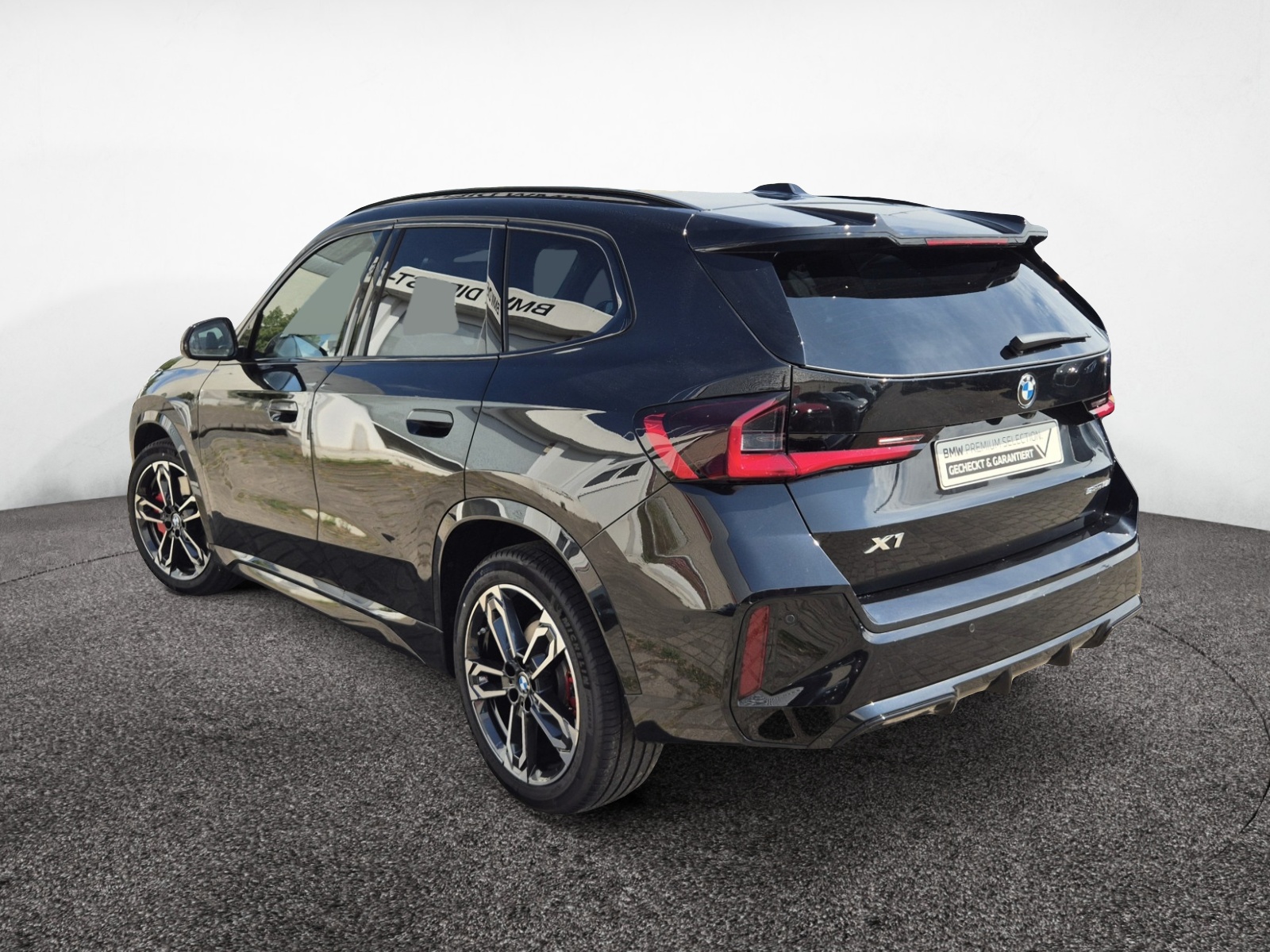 BMW X1 sDrive 18i M Sport Pro – Produktfoto 3