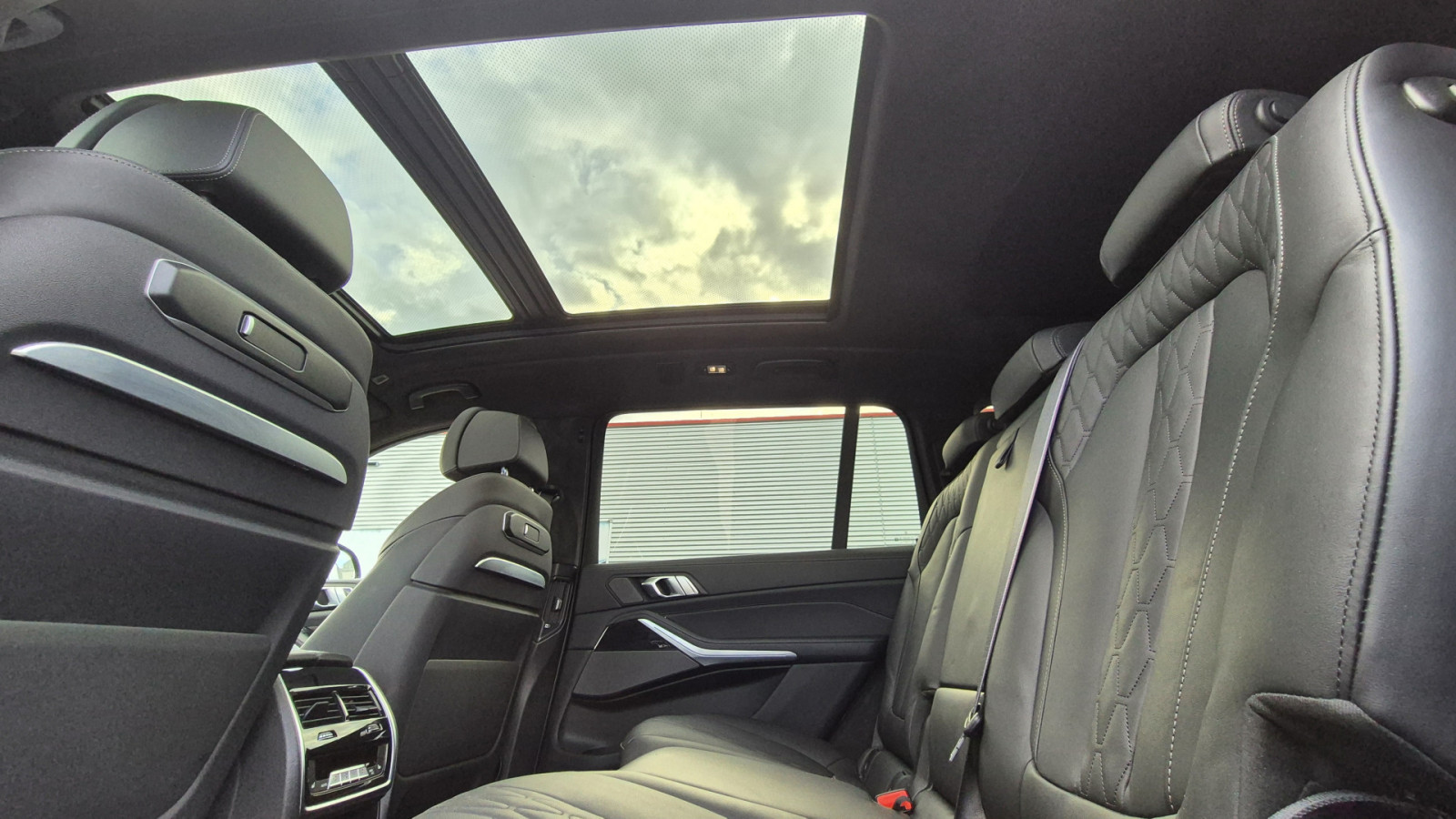 BMW X7 xDrive 40i M Sport Pro – Produktfoto 15