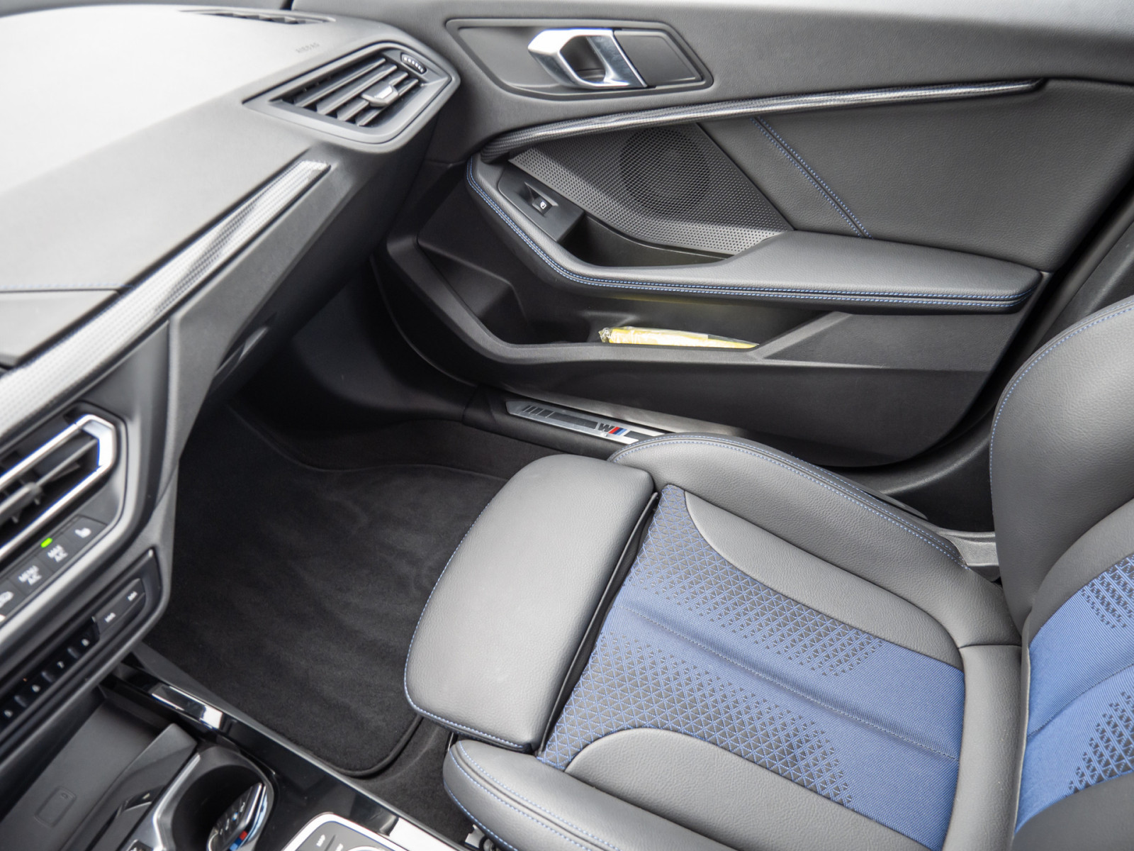 BMW 120i M-Sport – Produktfoto 16
