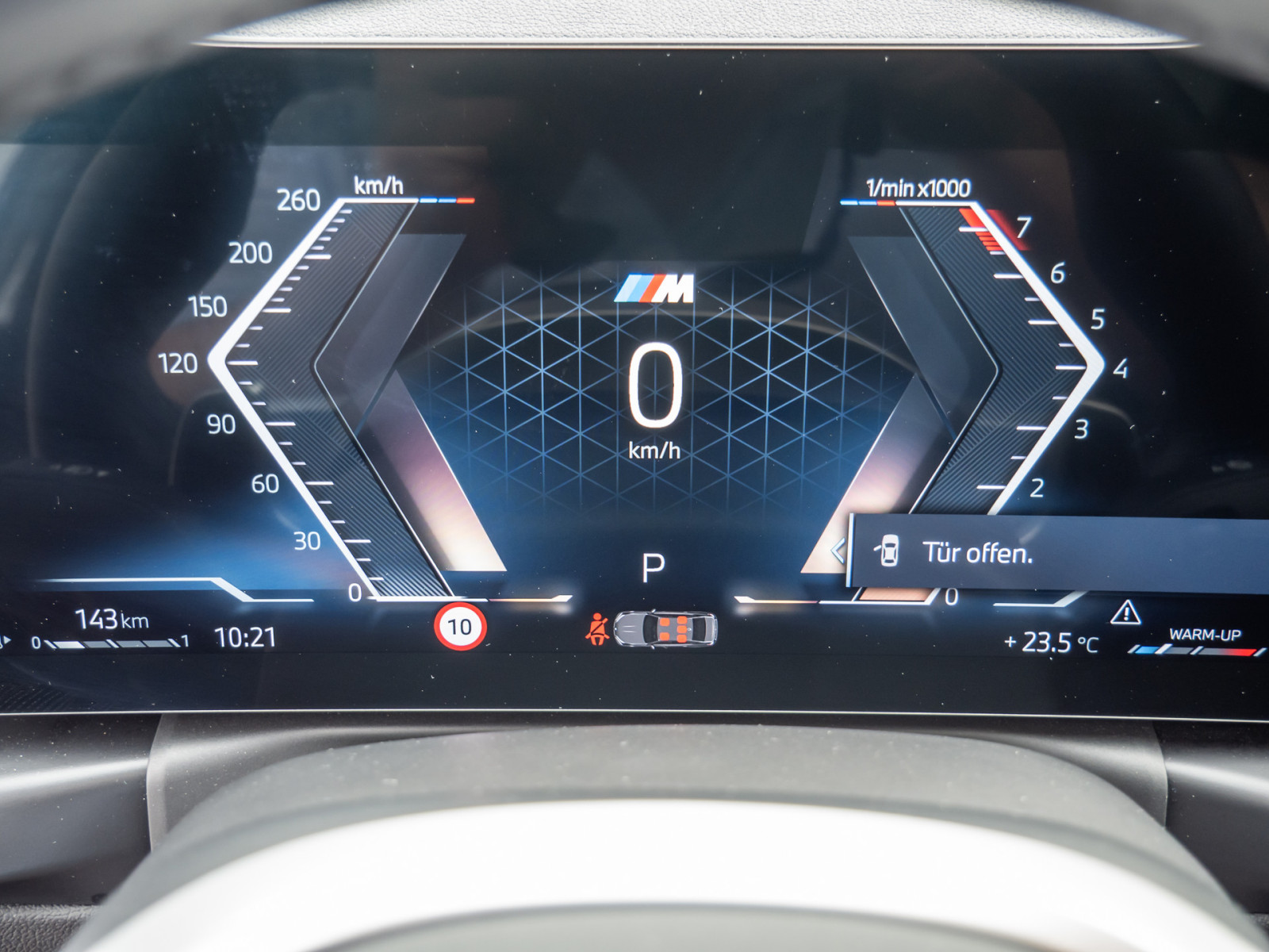 BMW 330i xDrive M-Sport – Produktfoto 16
