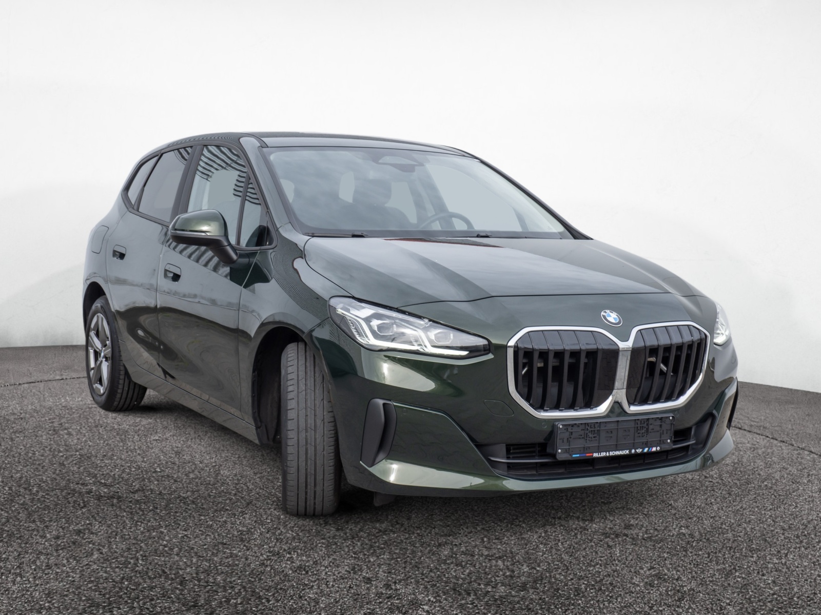 BMW 218i Active Tourer – Produktfoto 2