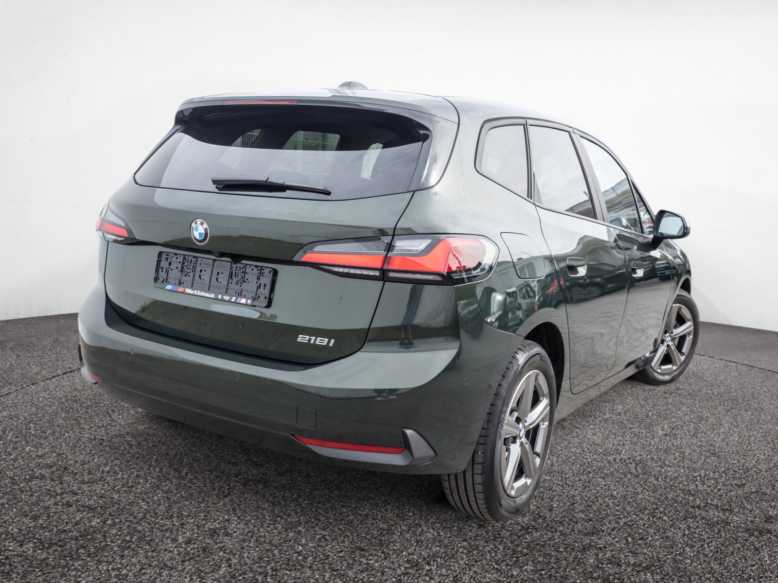 BMW 218i Active Tourer – Produktfoto 3