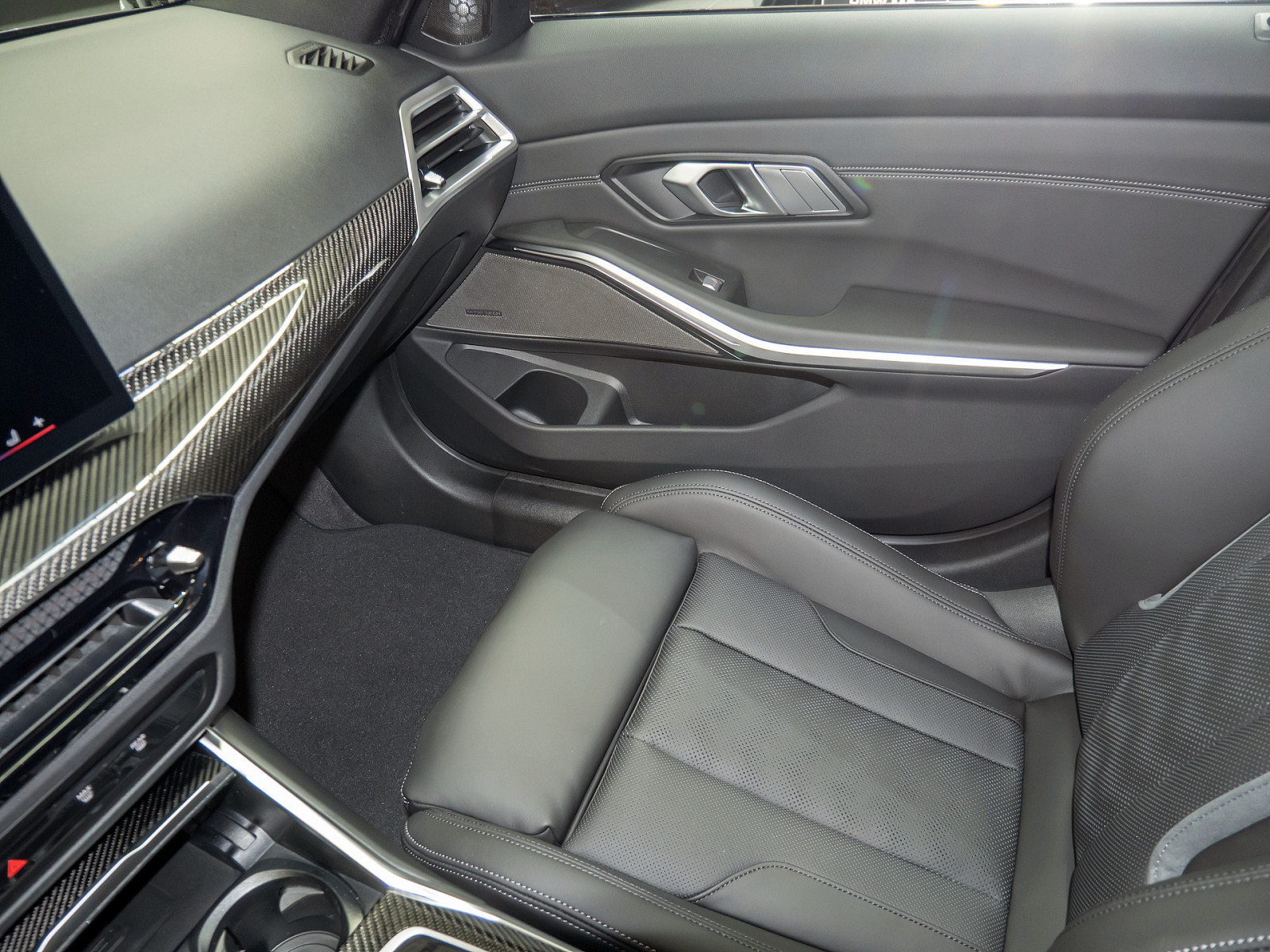 BMW M3 Competition xDrive – Produktfoto 13