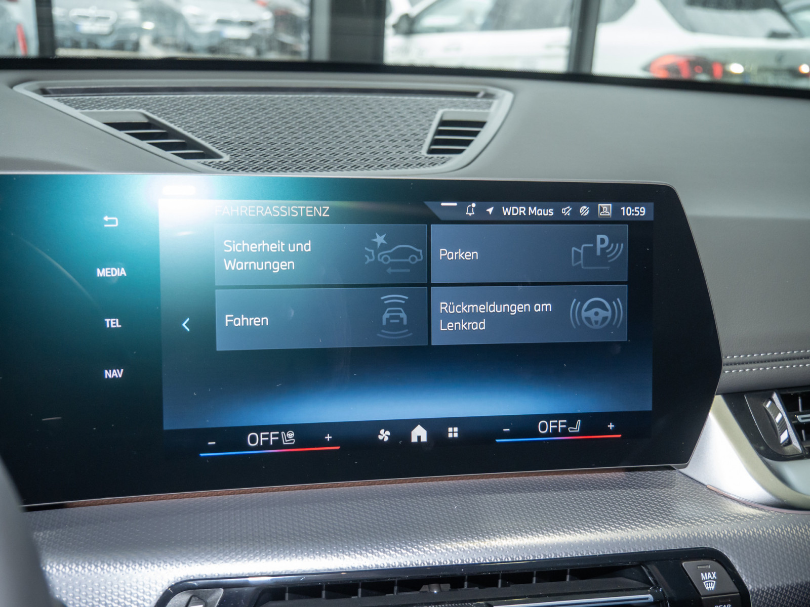 BMW X1 sDrive 20i M-Sport – Produktfoto 11