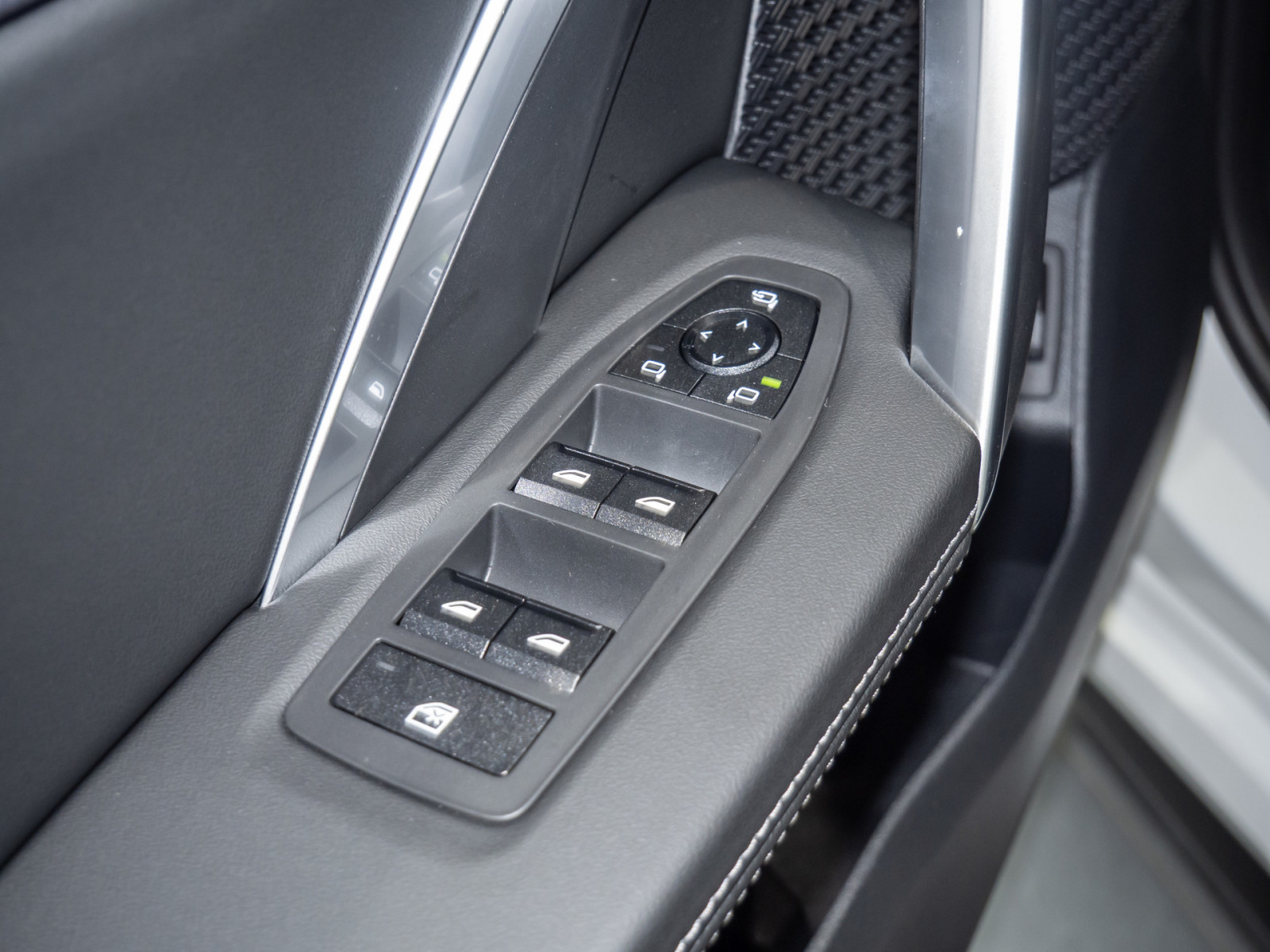 BMW X1 sDrive 20i M-Sport – Produktfoto 18
