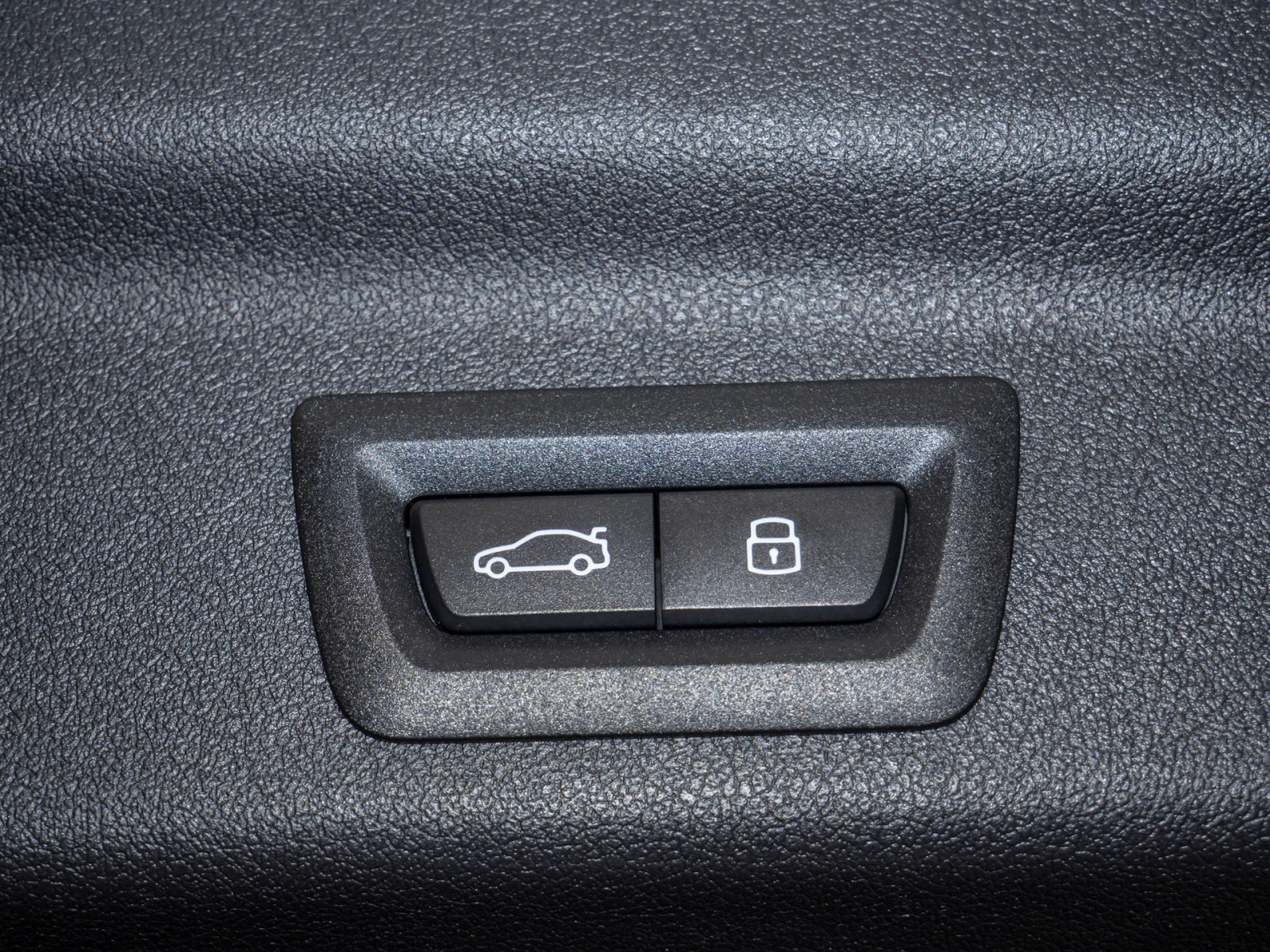 BMW X1 sDrive 20i M-Sport – Produktfoto 20