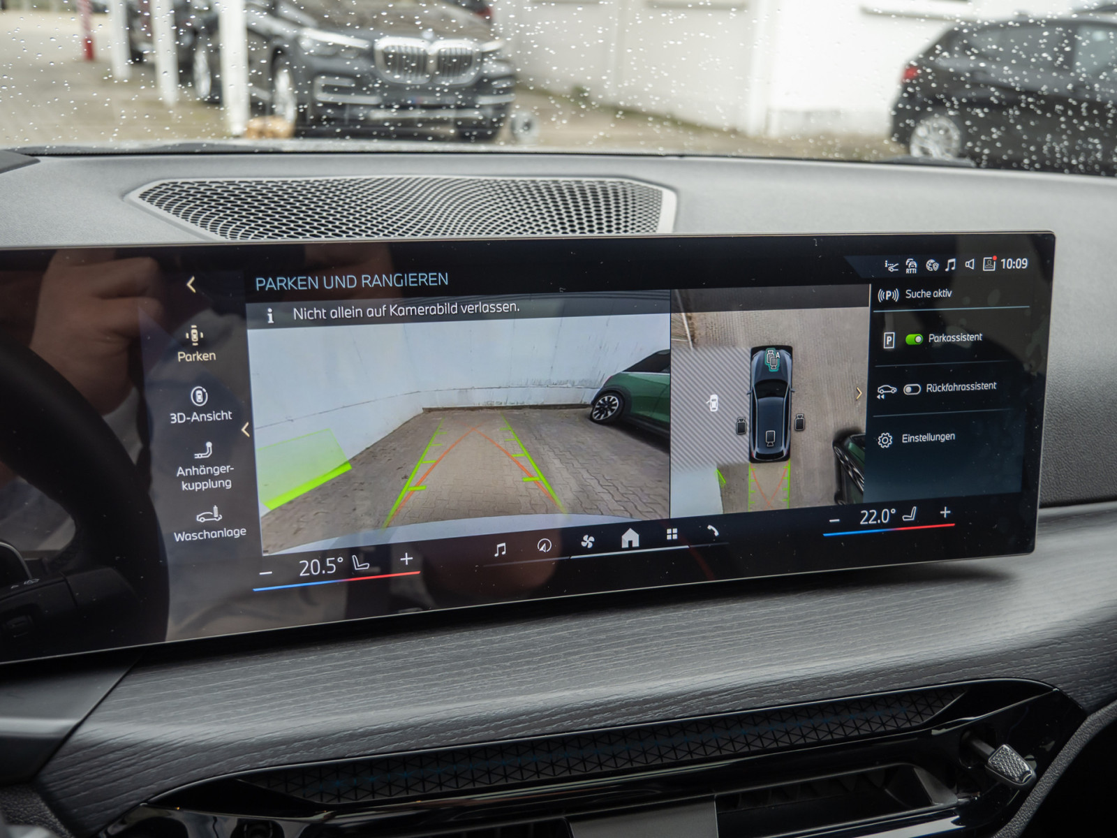 BMW 330e Touring M-Sport Pro – Produktfoto 13