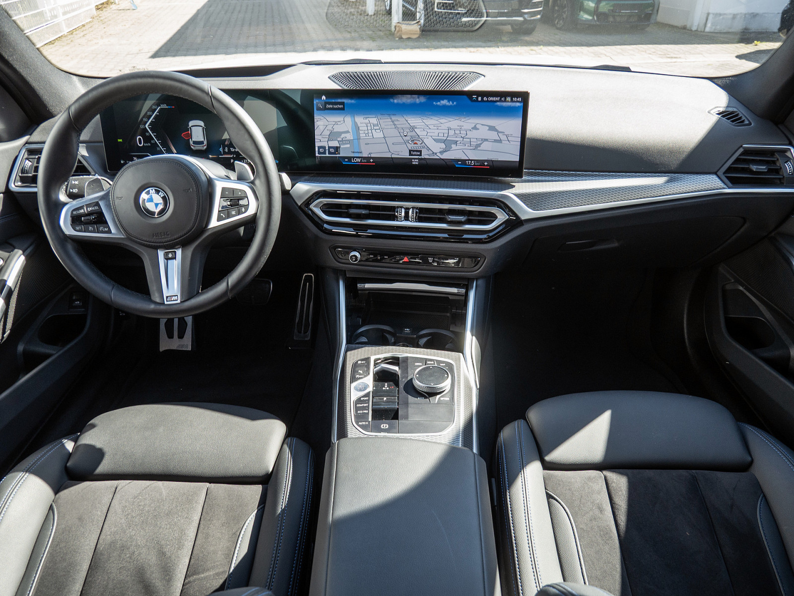 BMW 318i Touring M-Sport – Produktfoto 8