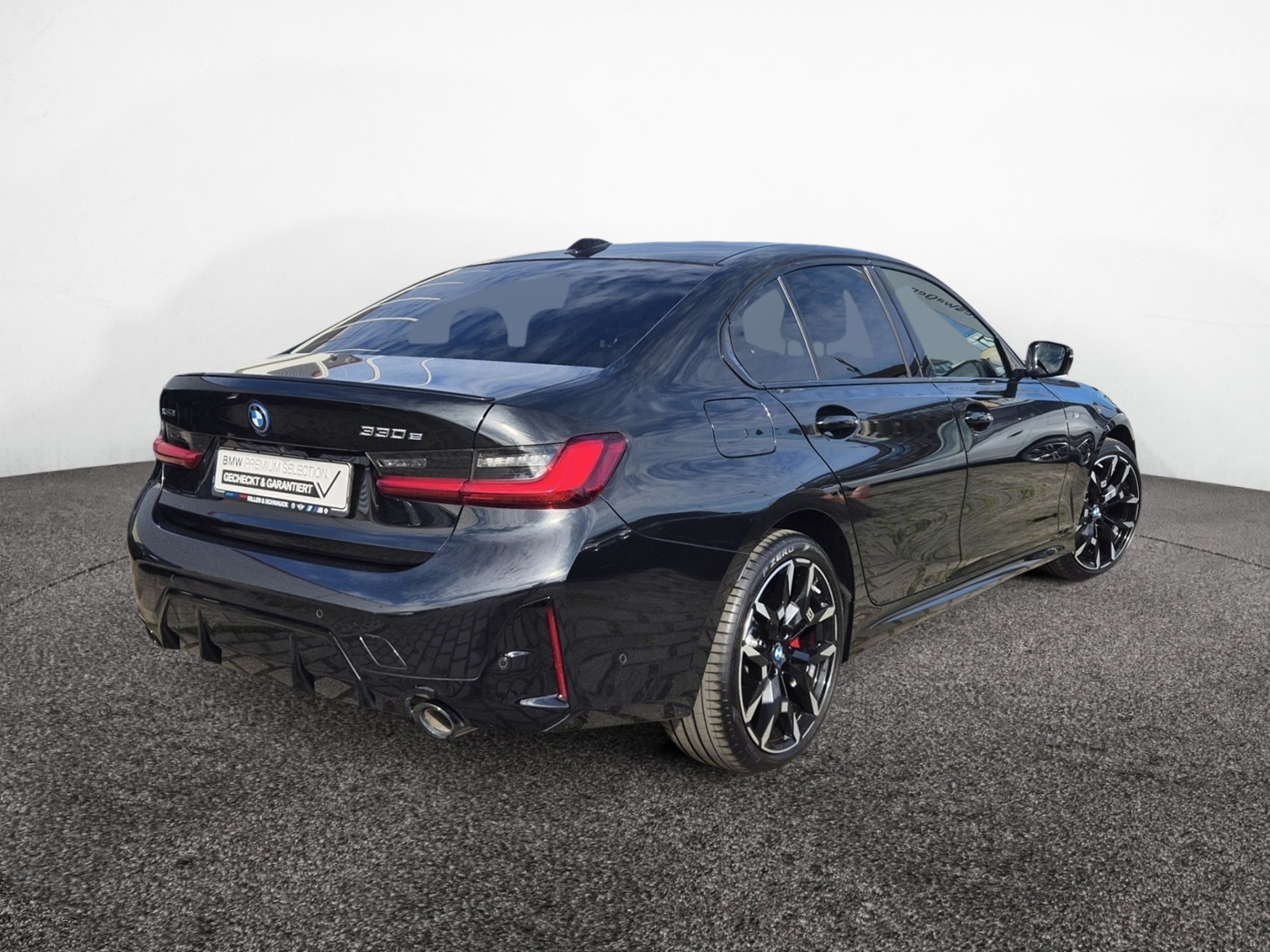 BMW 330e xDrive M-Sport Pro – Produktfoto 3