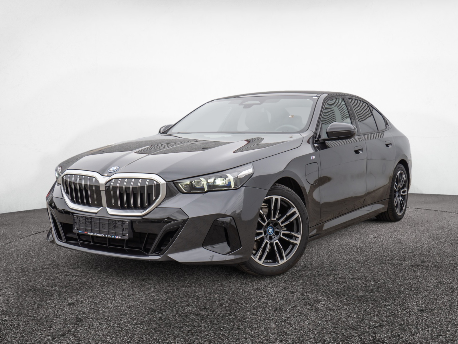 BMW 530e M-Sport – Produktfoto 1