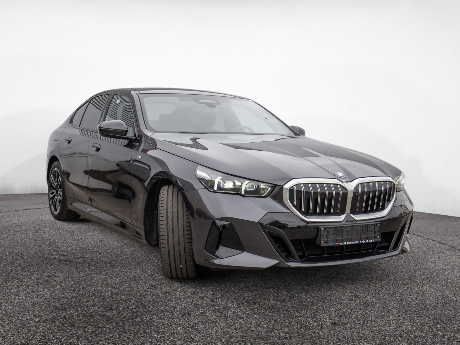 BMW 530e M-Sport – Produktfoto 2