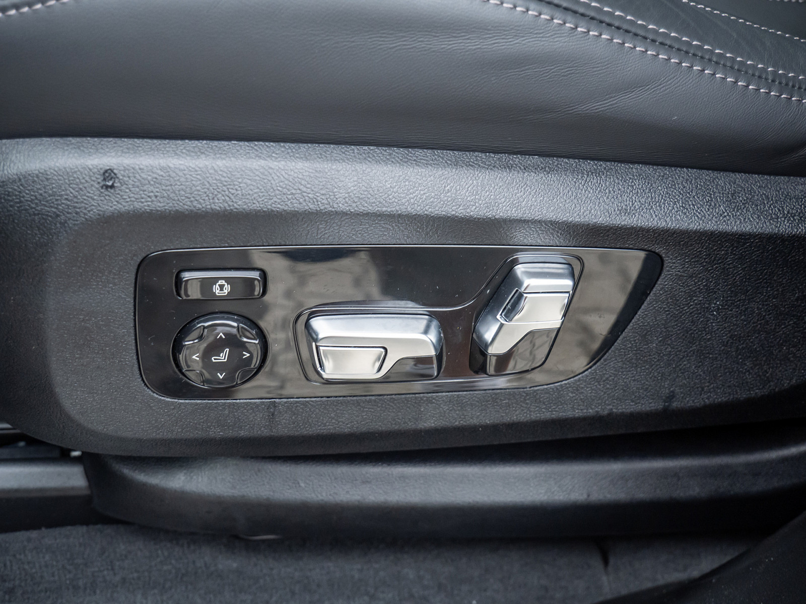 BMW X7 xDrive 40d M-Sport Pro – Produktfoto 21
