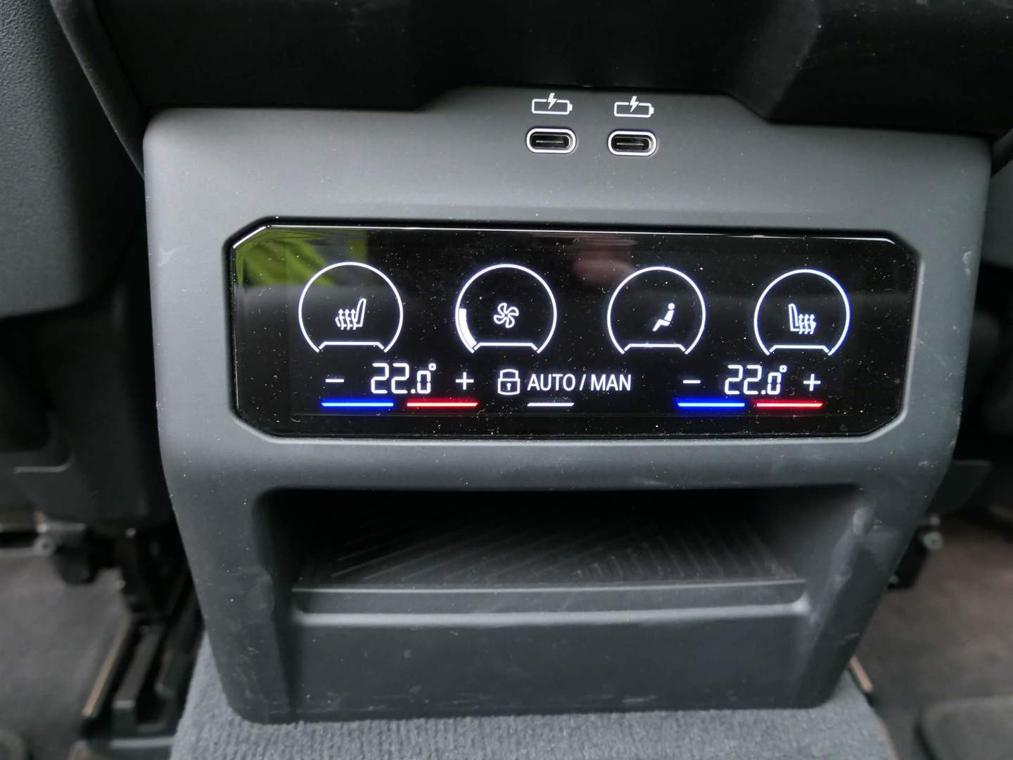 BMW i5 Touring 40 e M SportPro – Produktfoto 13