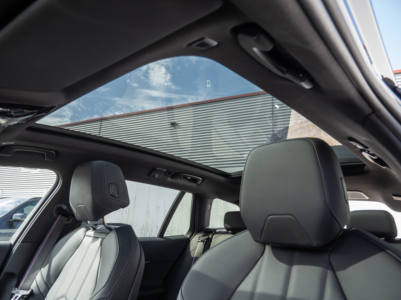 BMW i5 Touring 40e M-Sport Pro – Produktfoto 20
