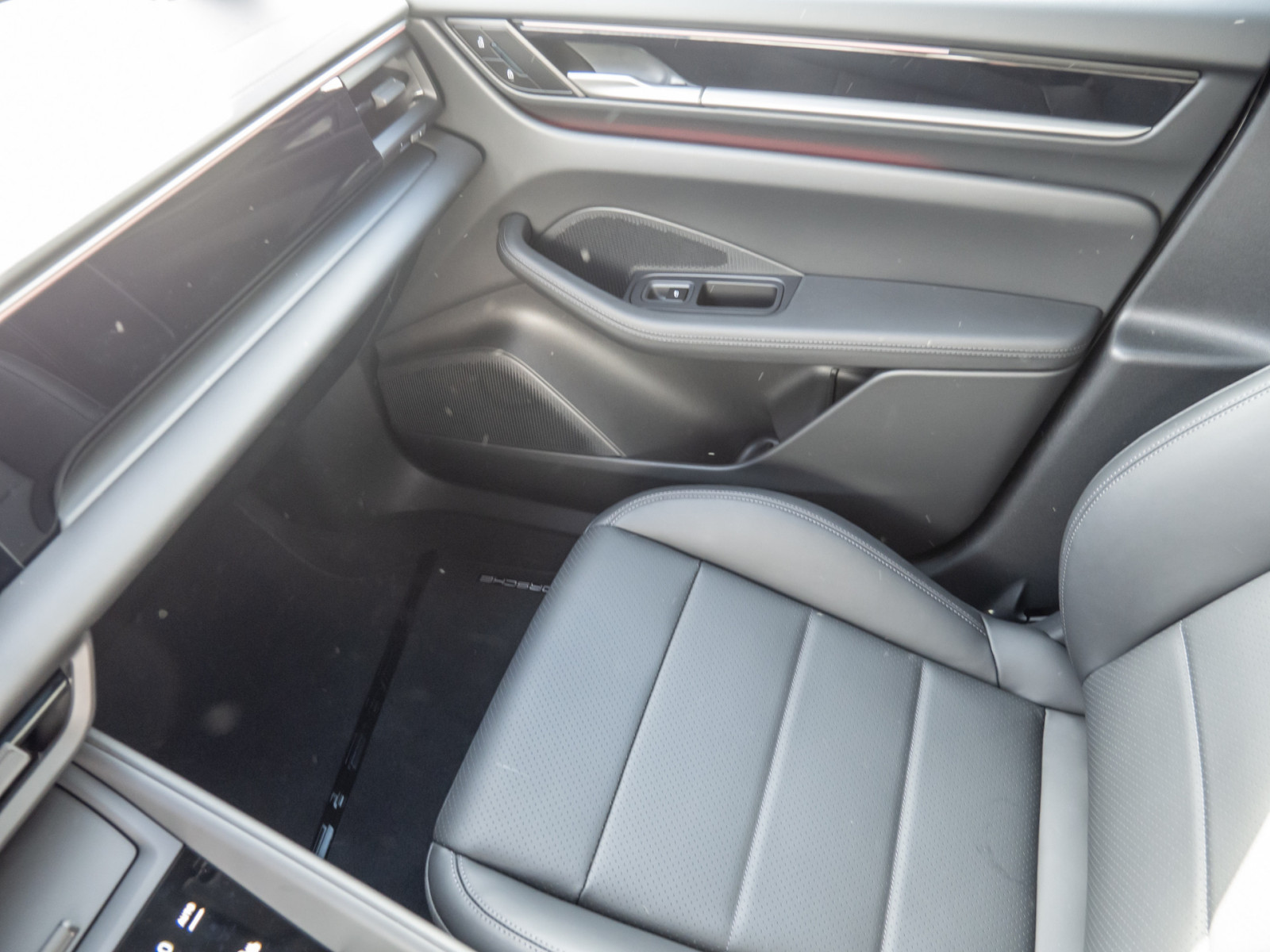 Porsche Macan 4S Electric – Produktfoto 14