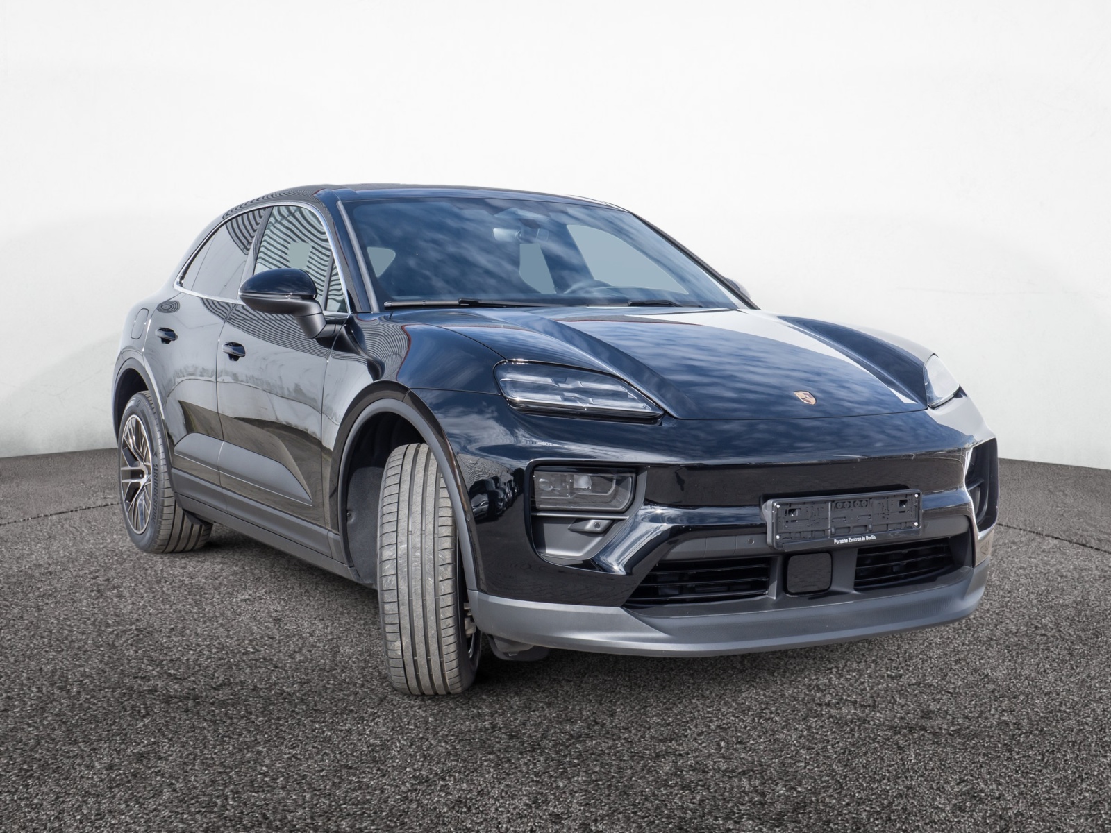Porsche Macan 4S Electric – Produktfoto 2