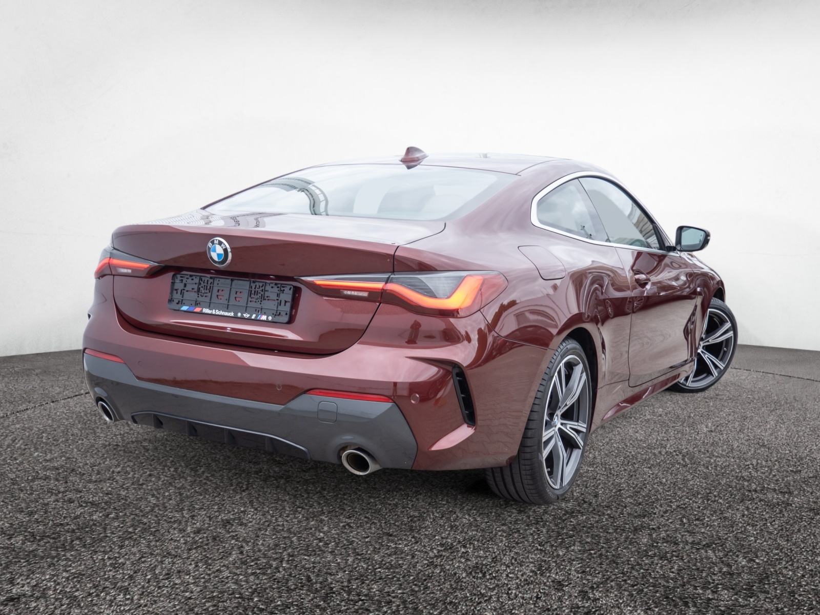 BMW 420i Coupe M-Sport – Produktfoto 3
