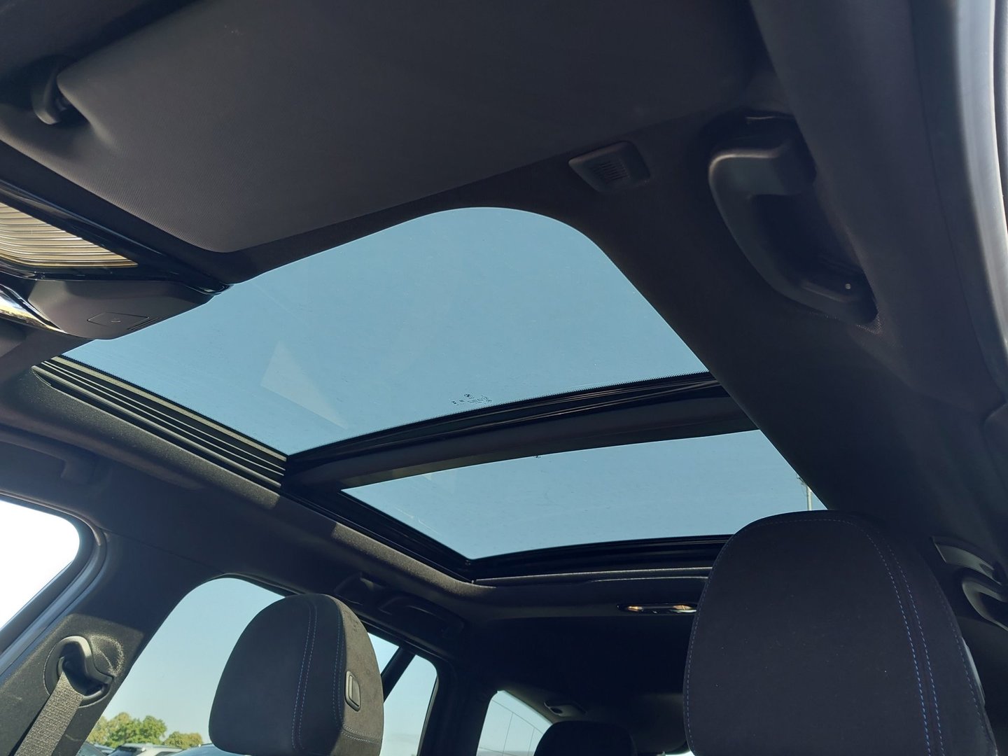 BMW 320i Touring M-Sport – Produktfoto 9
