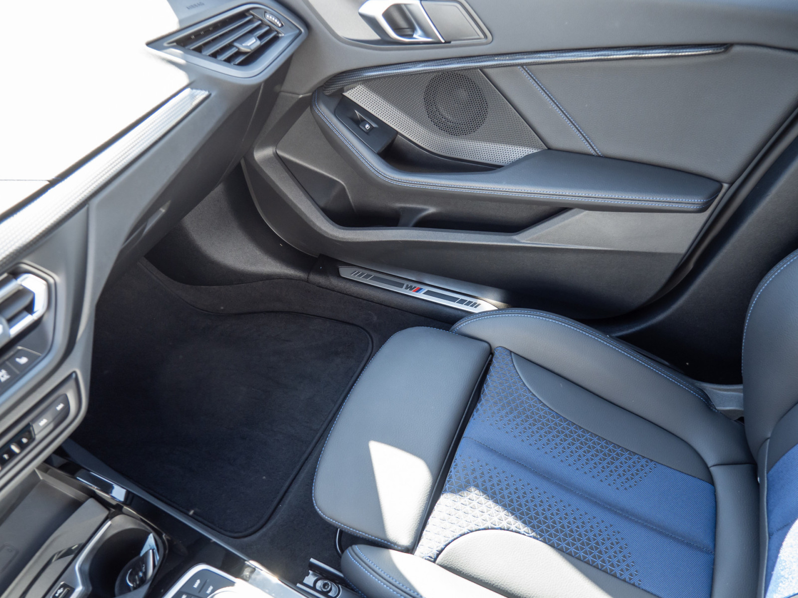 BMW 120i M-Sport – Produktfoto 16