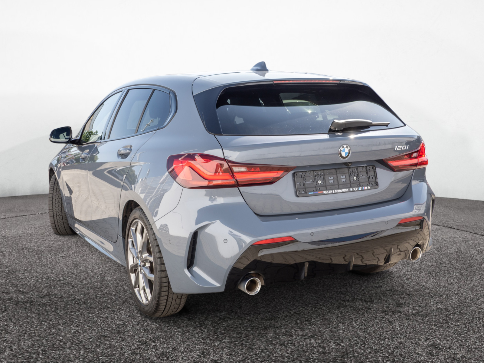 BMW 120i M-Sport – Produktfoto 4