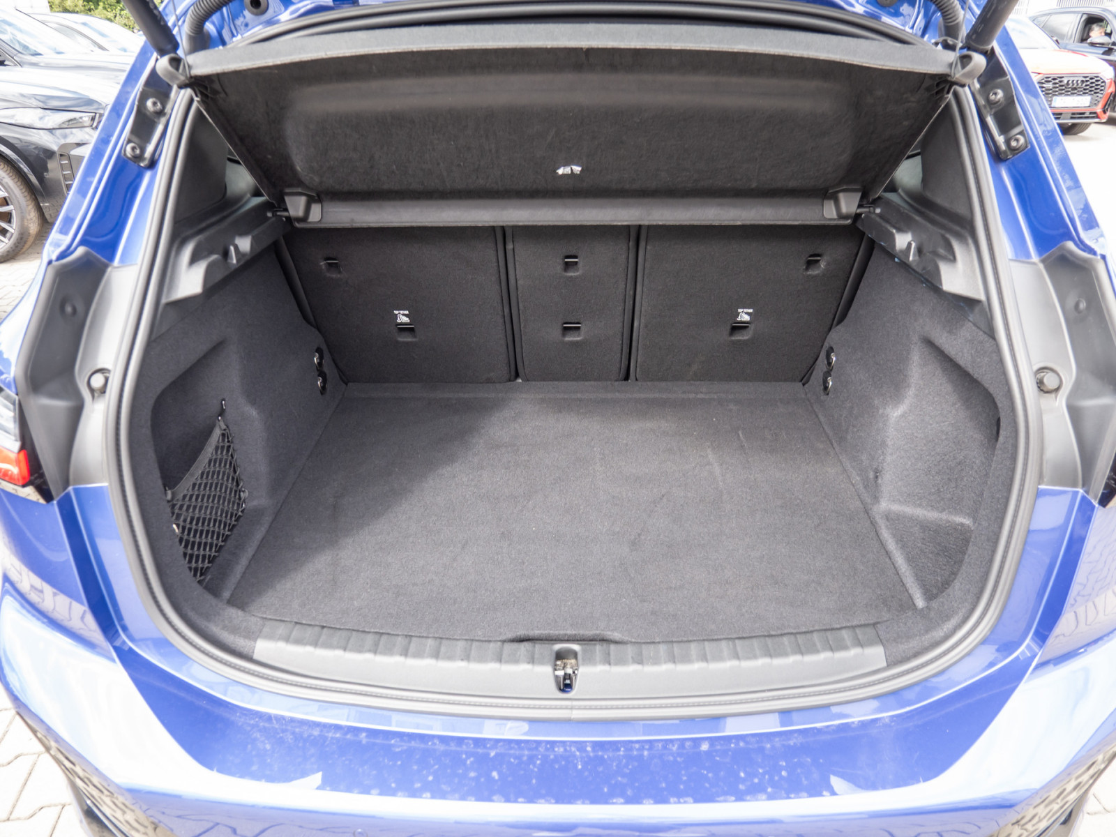 BMW 218i Active Tourer M-Sport – Produktfoto 23