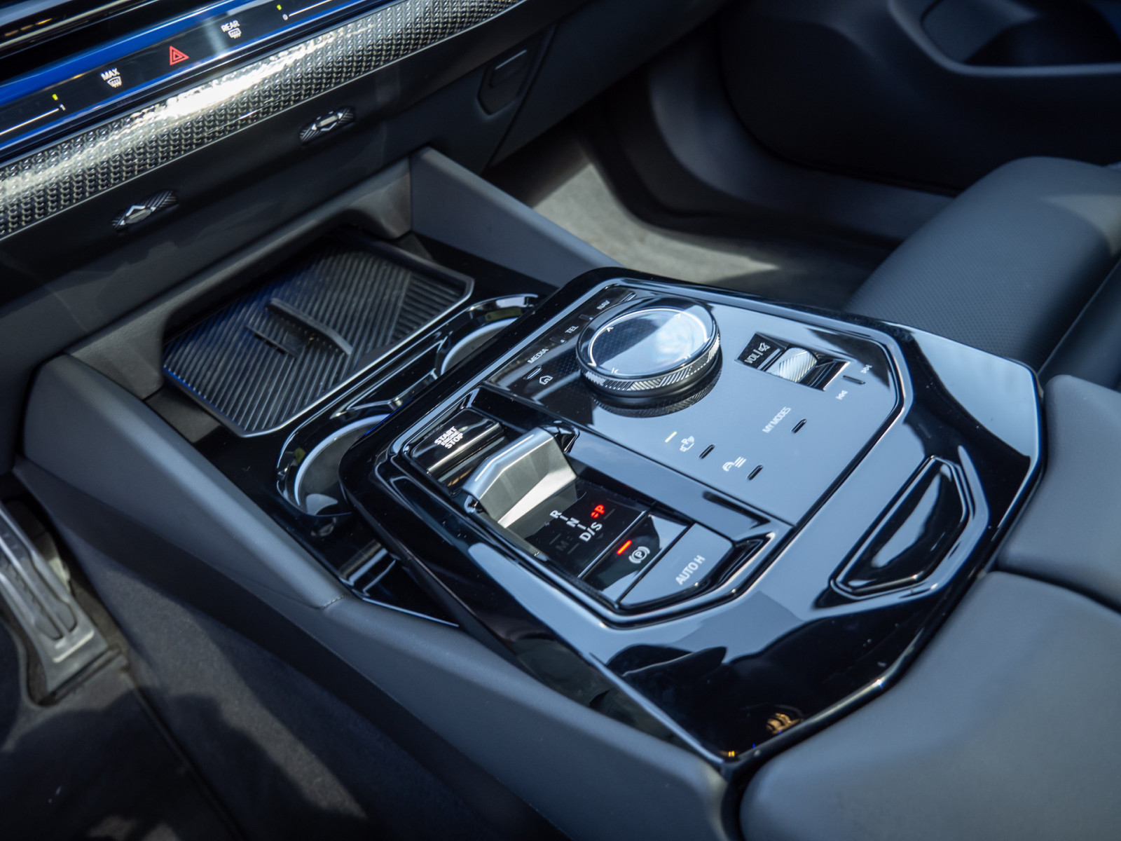 BMW 520i Touring M-Sport – Produktfoto 14