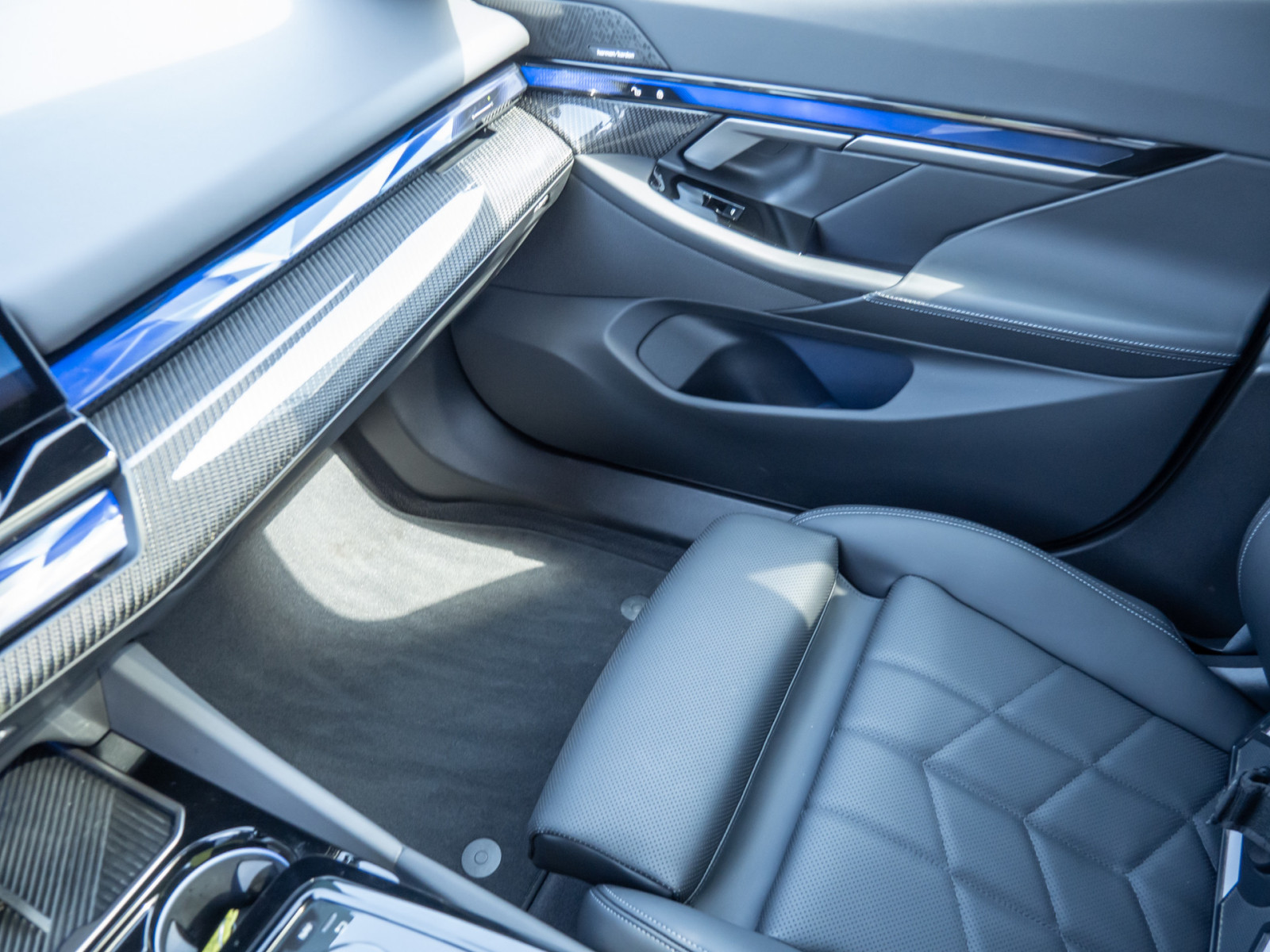 BMW 520i Touring M-Sport – Produktfoto 15