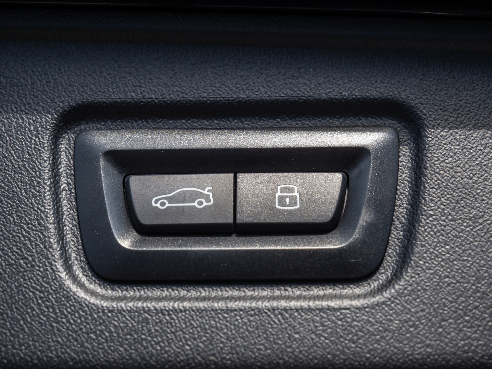 BMW 520i Touring M-Sport – Produktfoto 23