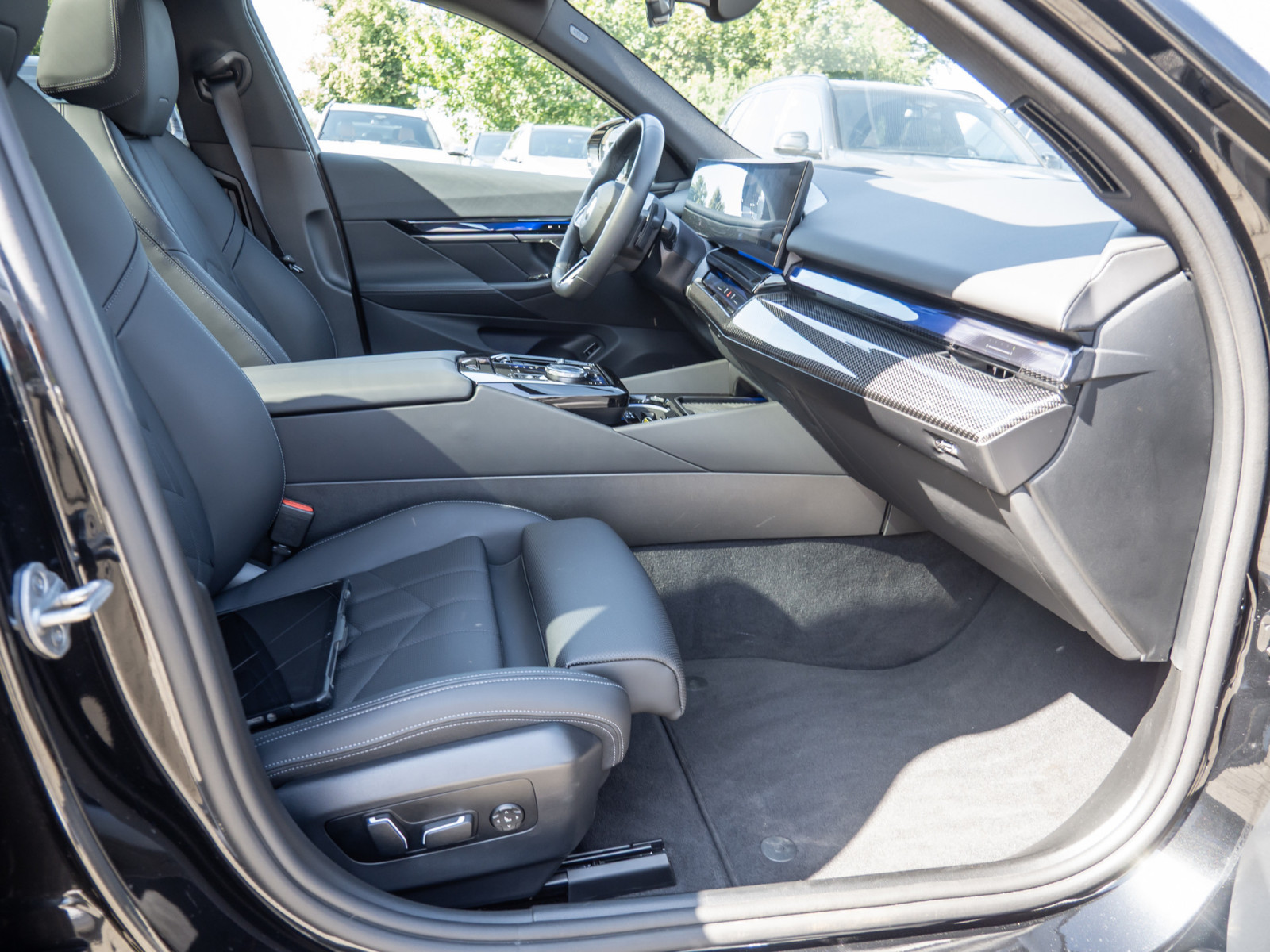 BMW 520i Touring M-Sport – Produktfoto 6