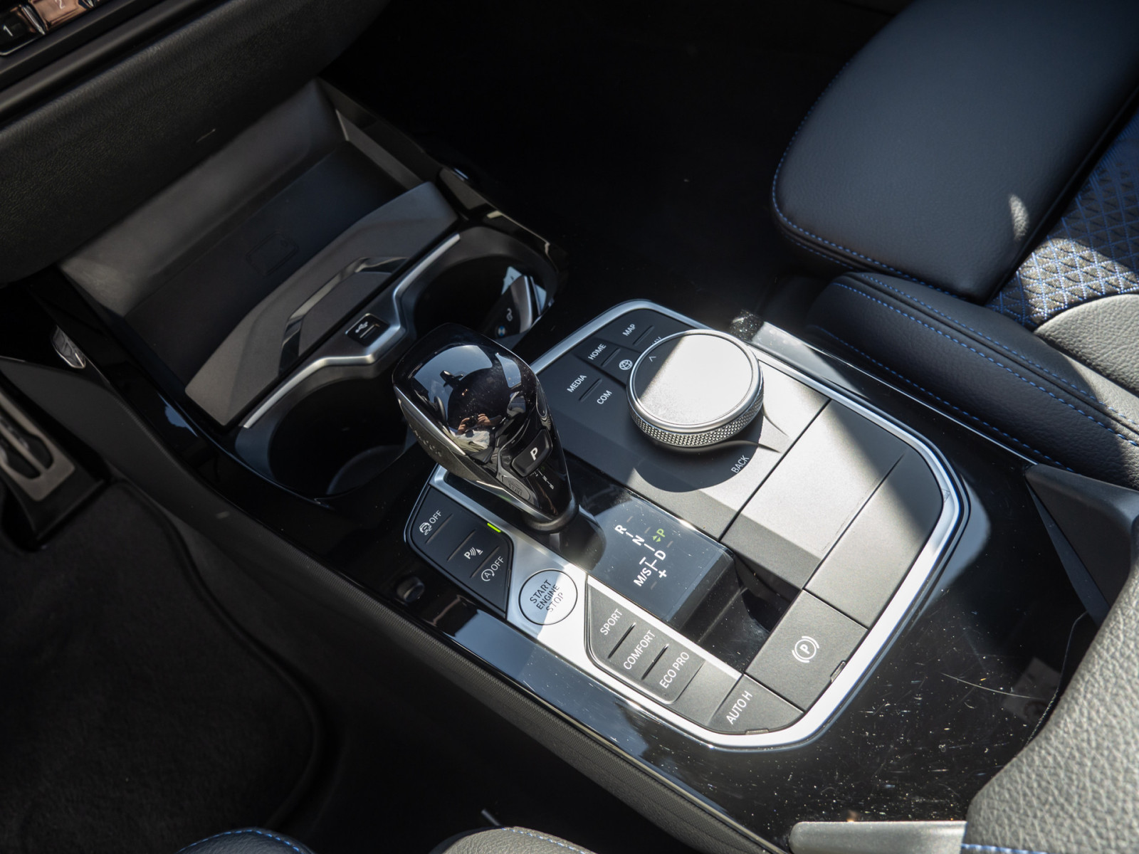 BMW 120i M-Sport – Produktfoto 15